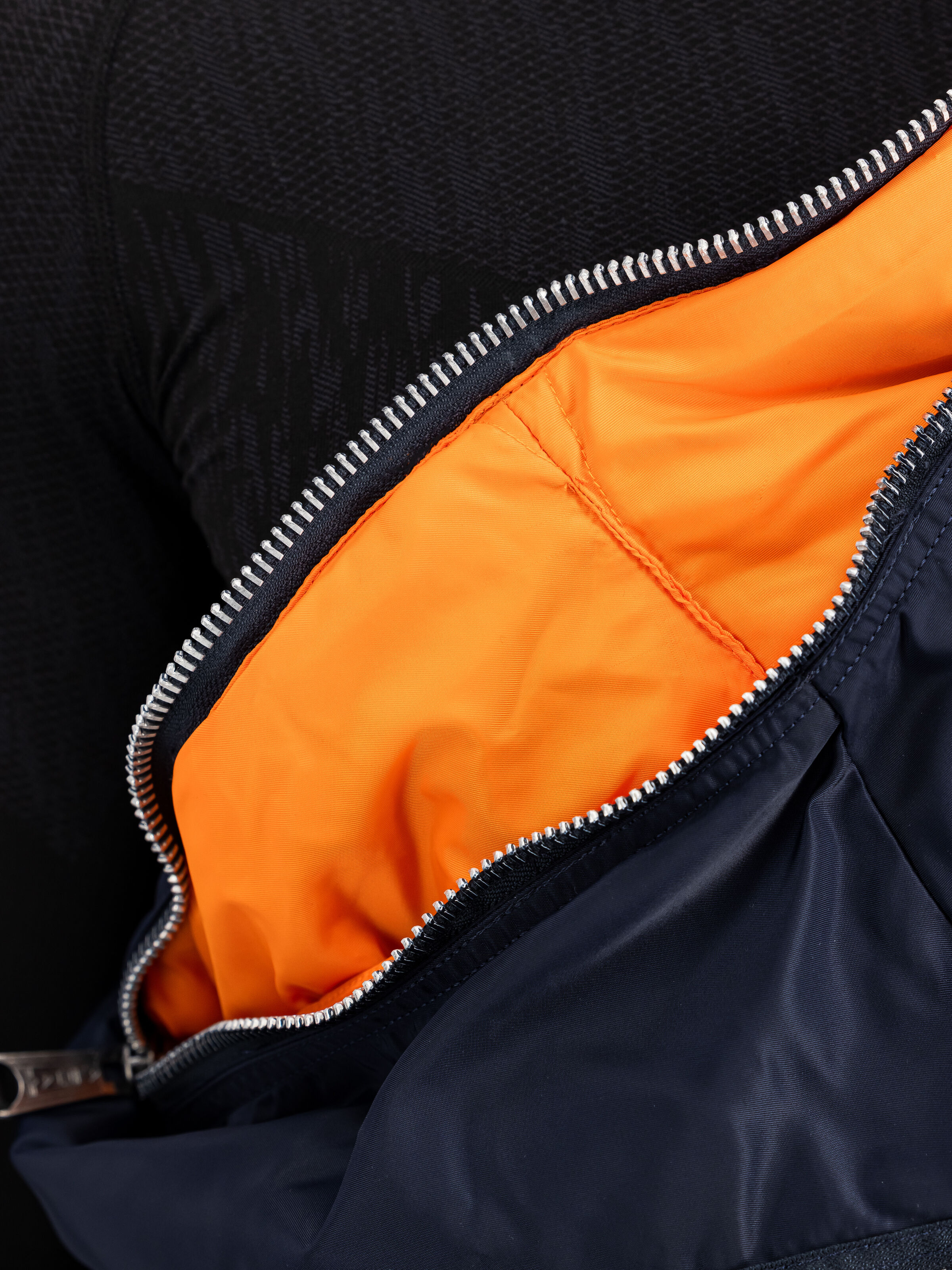 ALPHA x PROTOTYPES Bomber Sleeve Bag navy 258949_02_3_detail_00001_223995