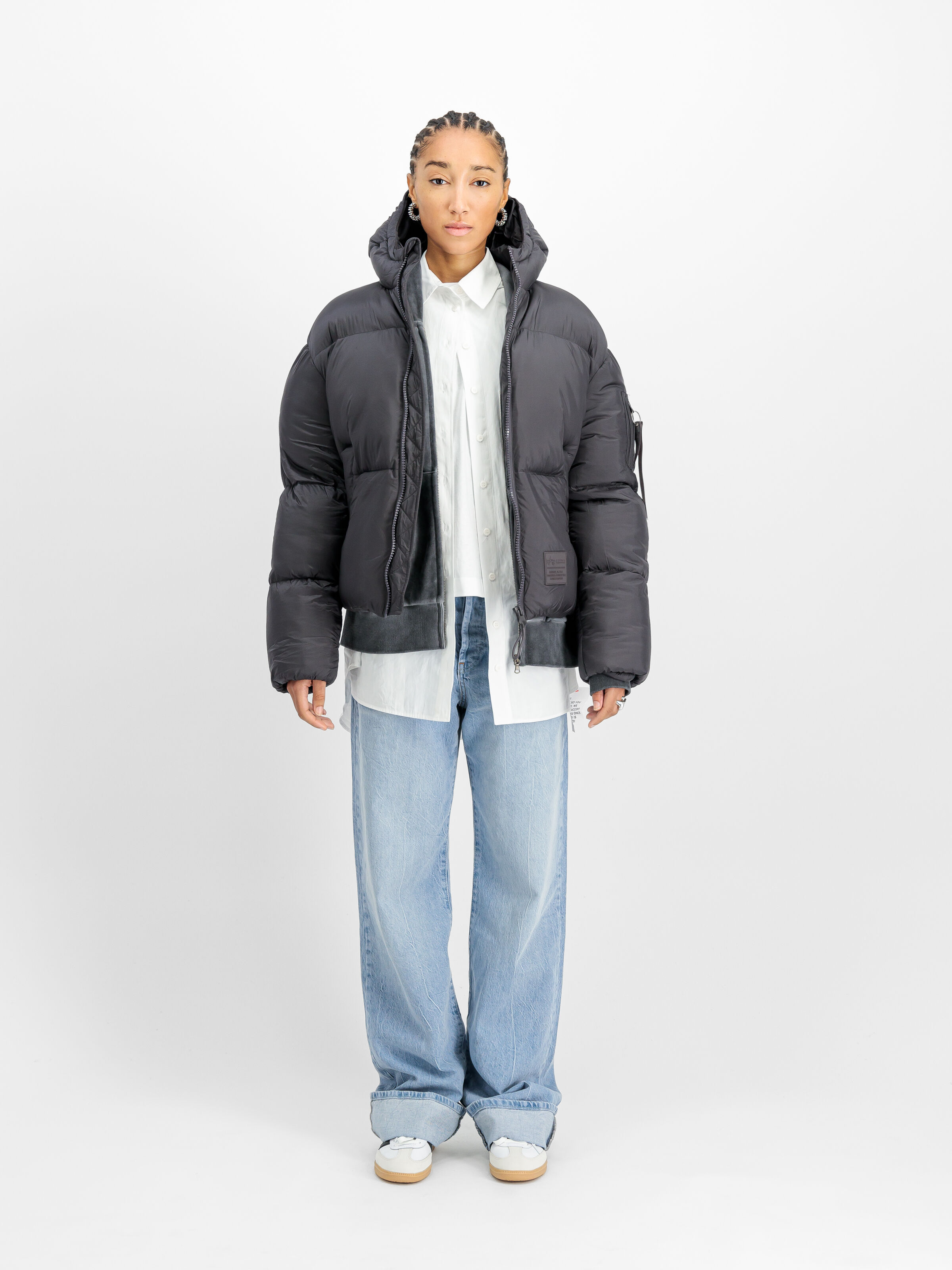Cloud Puffer Bomber Winter Jacket Women vintage grey 148006_684_2_model_00001_117184