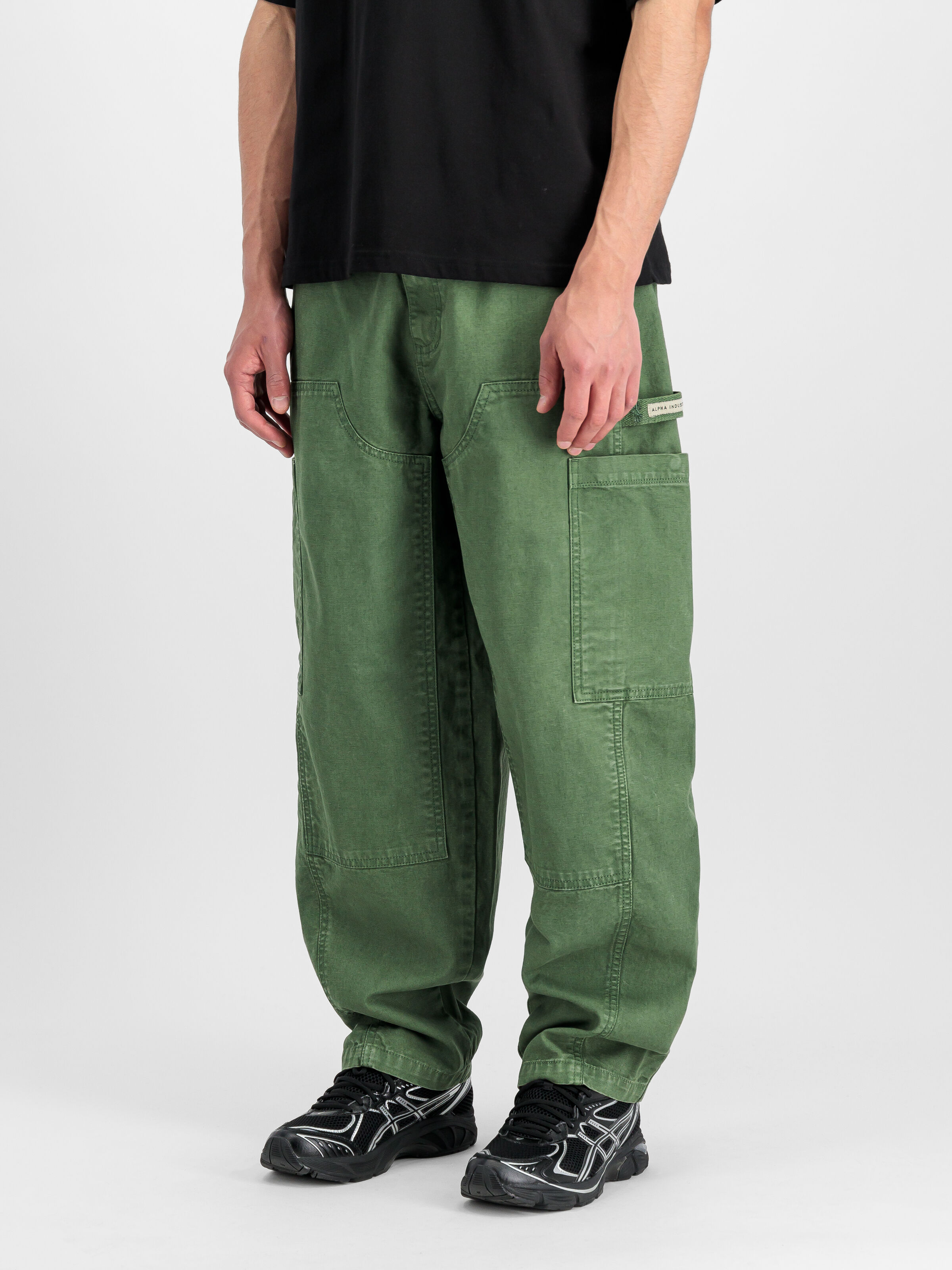Workwear Deck Pant sage-green 258207_01_2_model_00002_164524.jpg