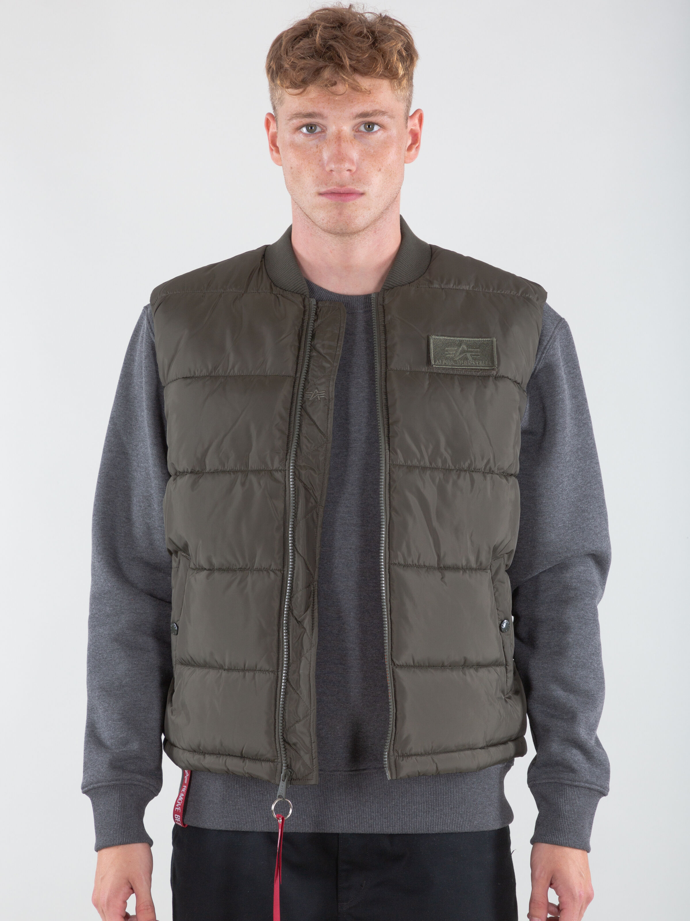 Puffer Vest dark olive 118109_142_alpha-industries-puffer-vest-lw-001_182000