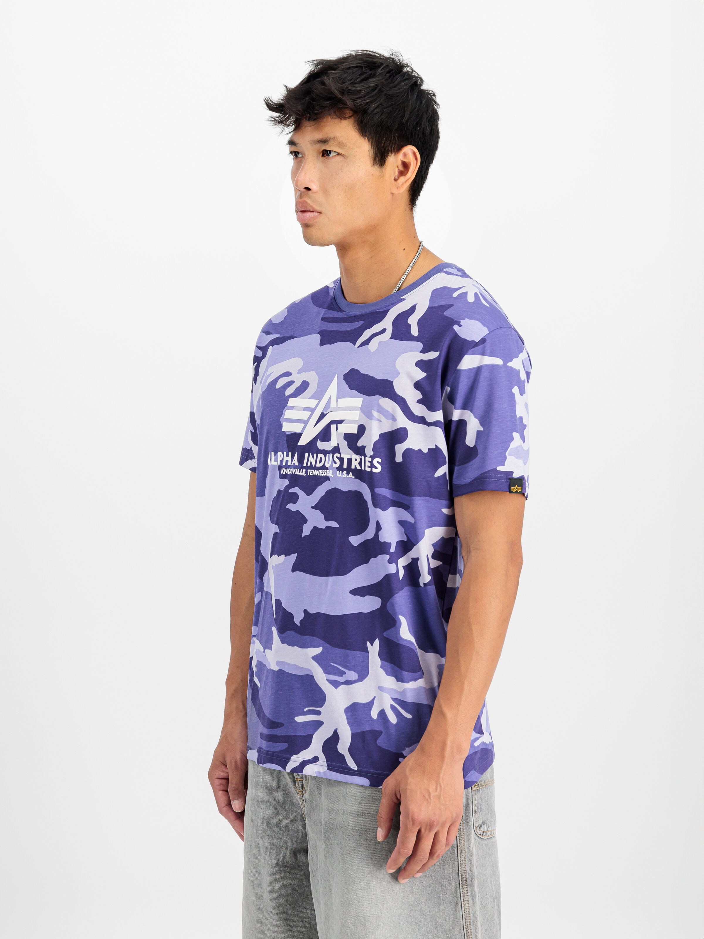 Basic Big Logo Camo PP T-Shirt night purple camo 100501CPP_738_2_model_00003_118657