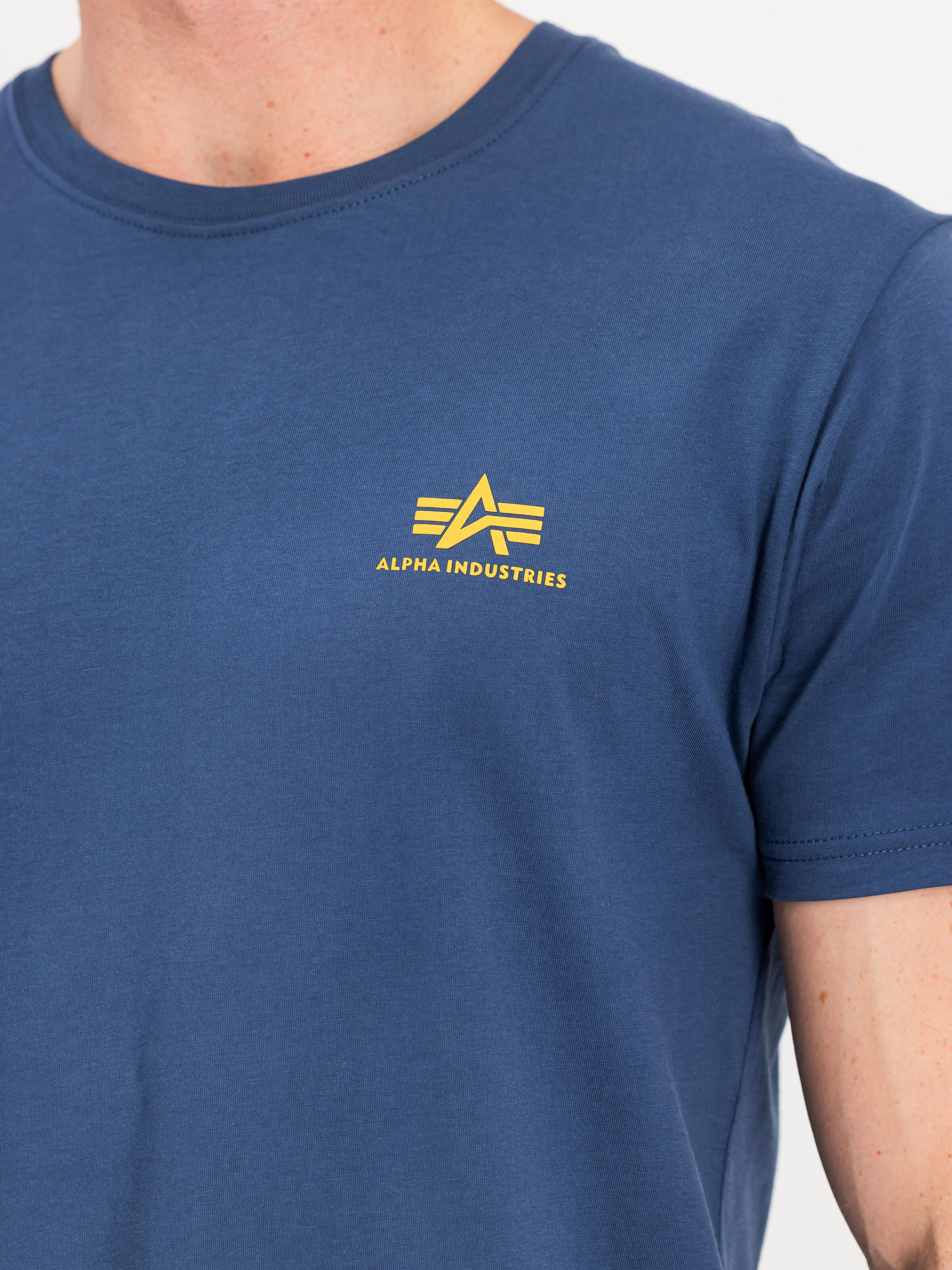 Basic Small Logo T-Shirt new navy 188505_435_3_detail_00001_192178