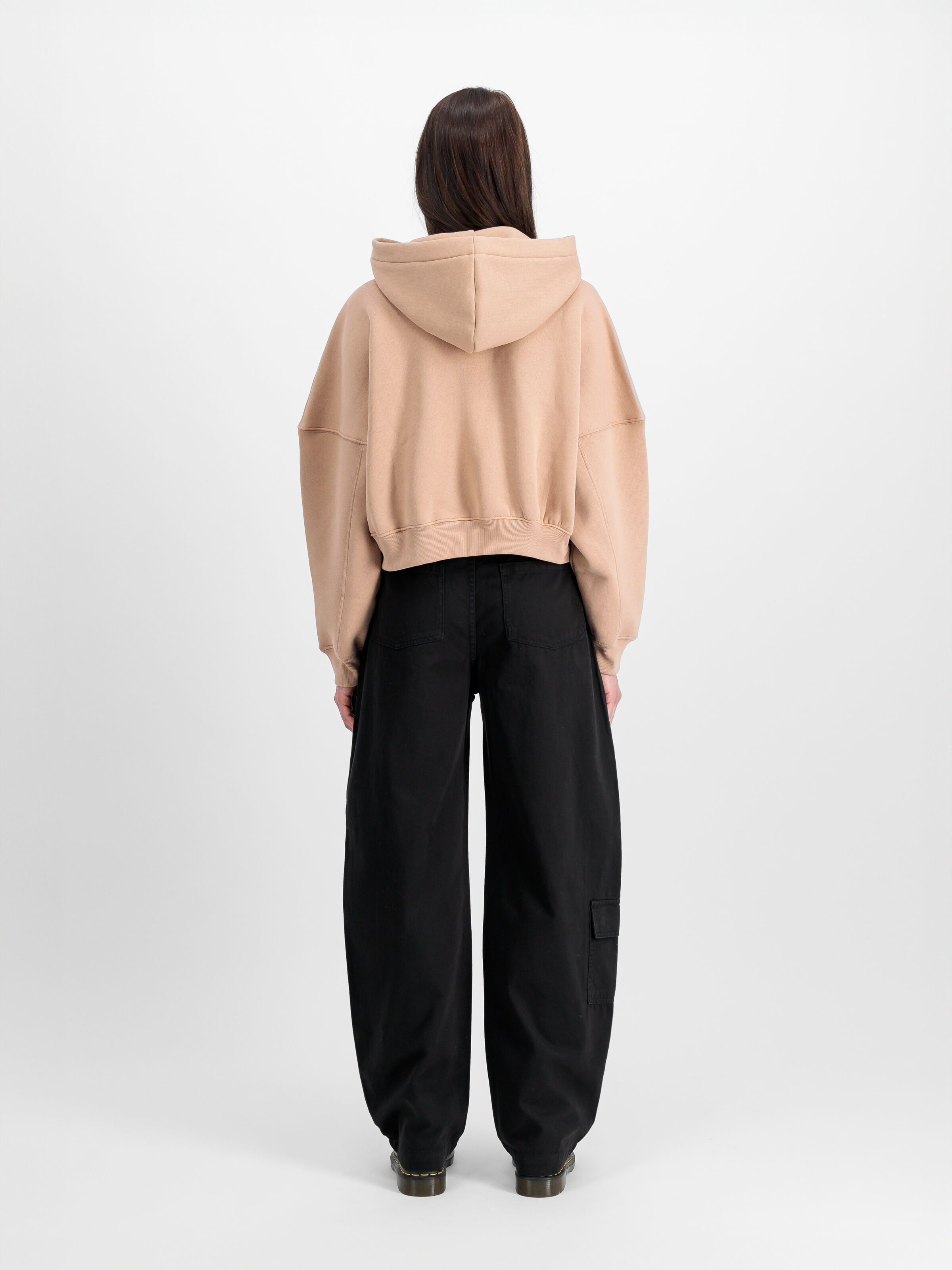 Field Pant Women black 148021_03_2_model_00002_103933