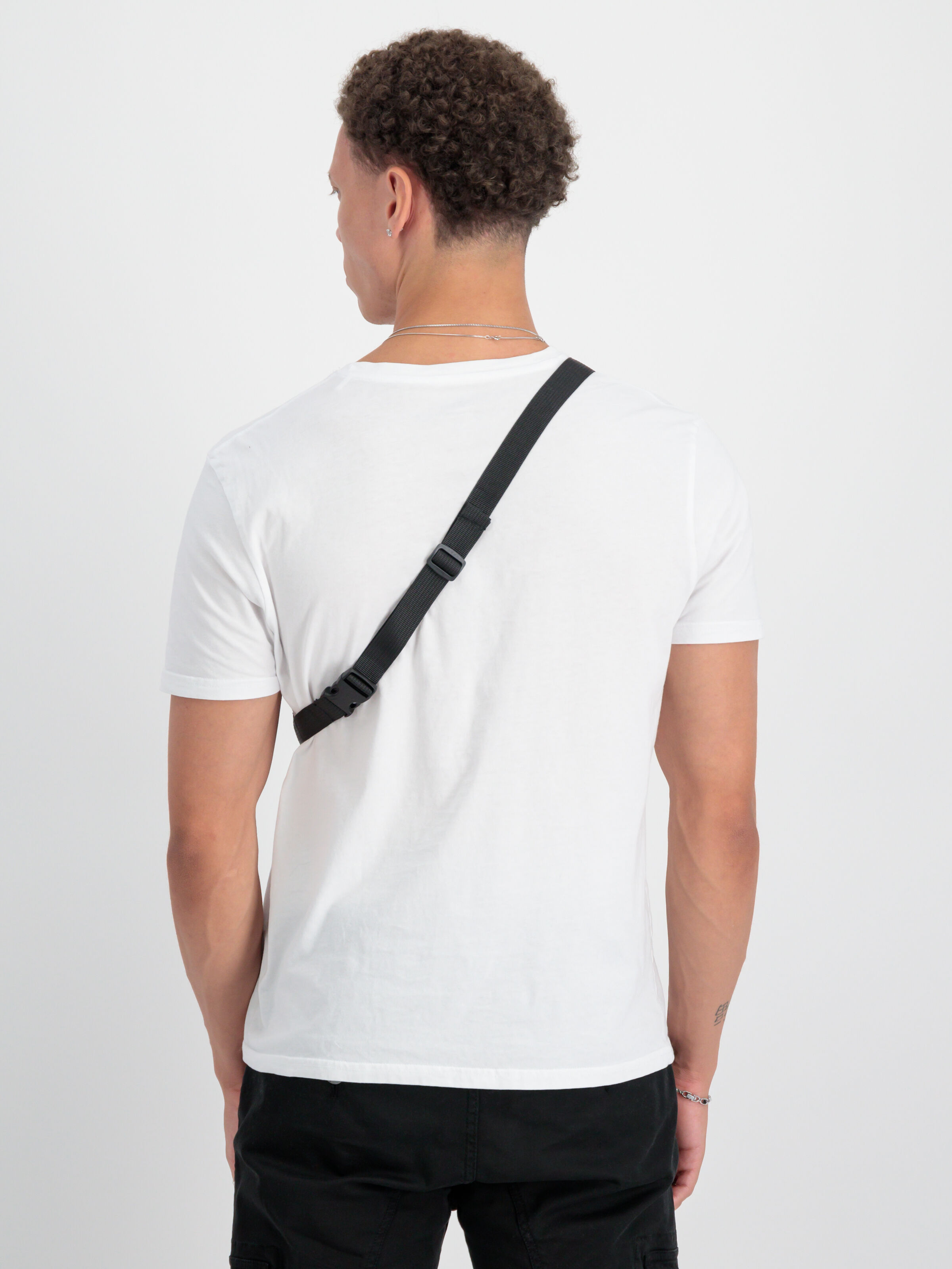 198912_125_alpha_industries_rubber_print_waistbag_003_159449_219061