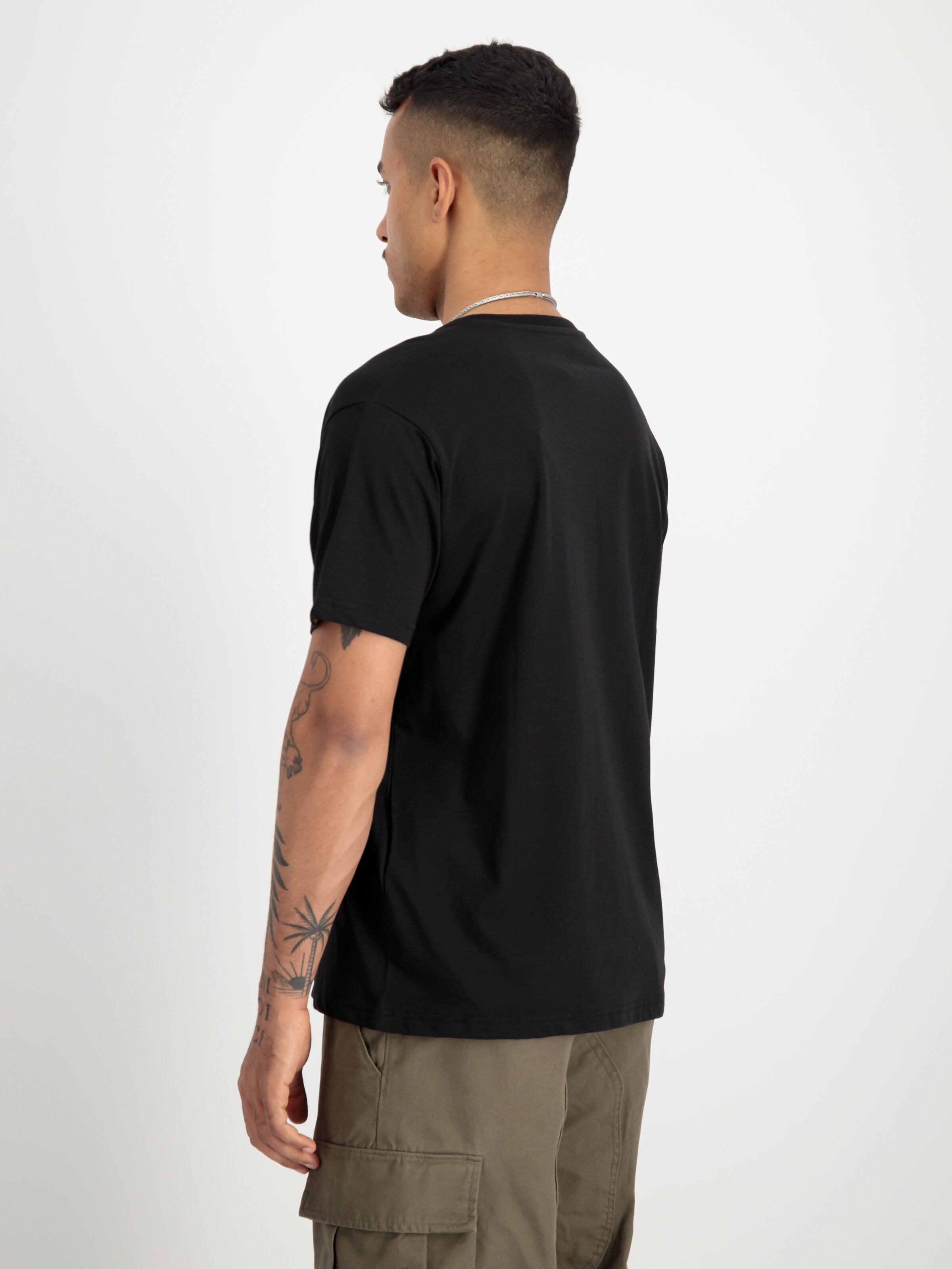 Basic Small Logo TPU T-Shirt black/chrome 148526_373_2_model_00004_97925