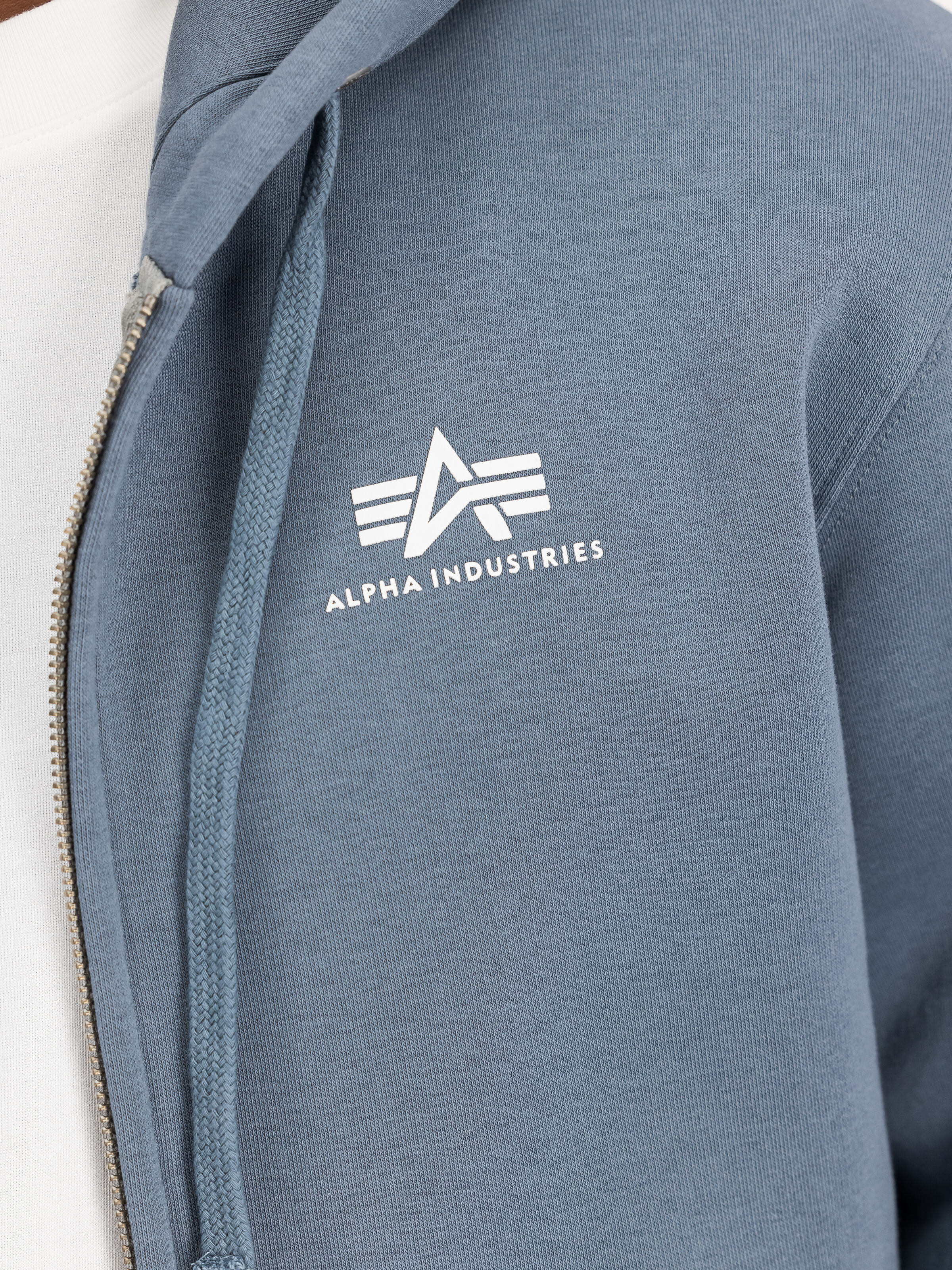 Basic Small Logo Zip Hoodie denim blue 118342_439_3_detail_00001_160897