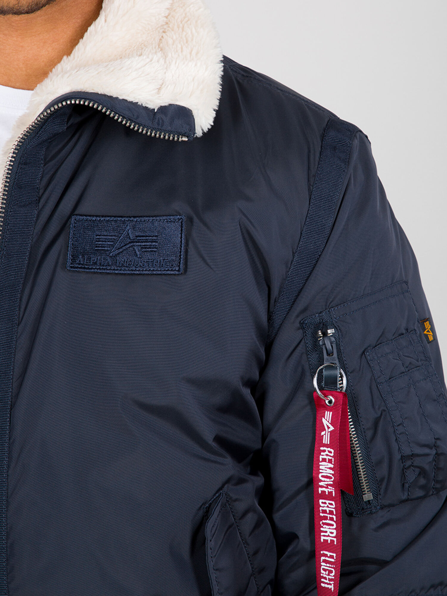 198122_07_alpha_industries_b_15_3_tt_flight_jacket_005_115938