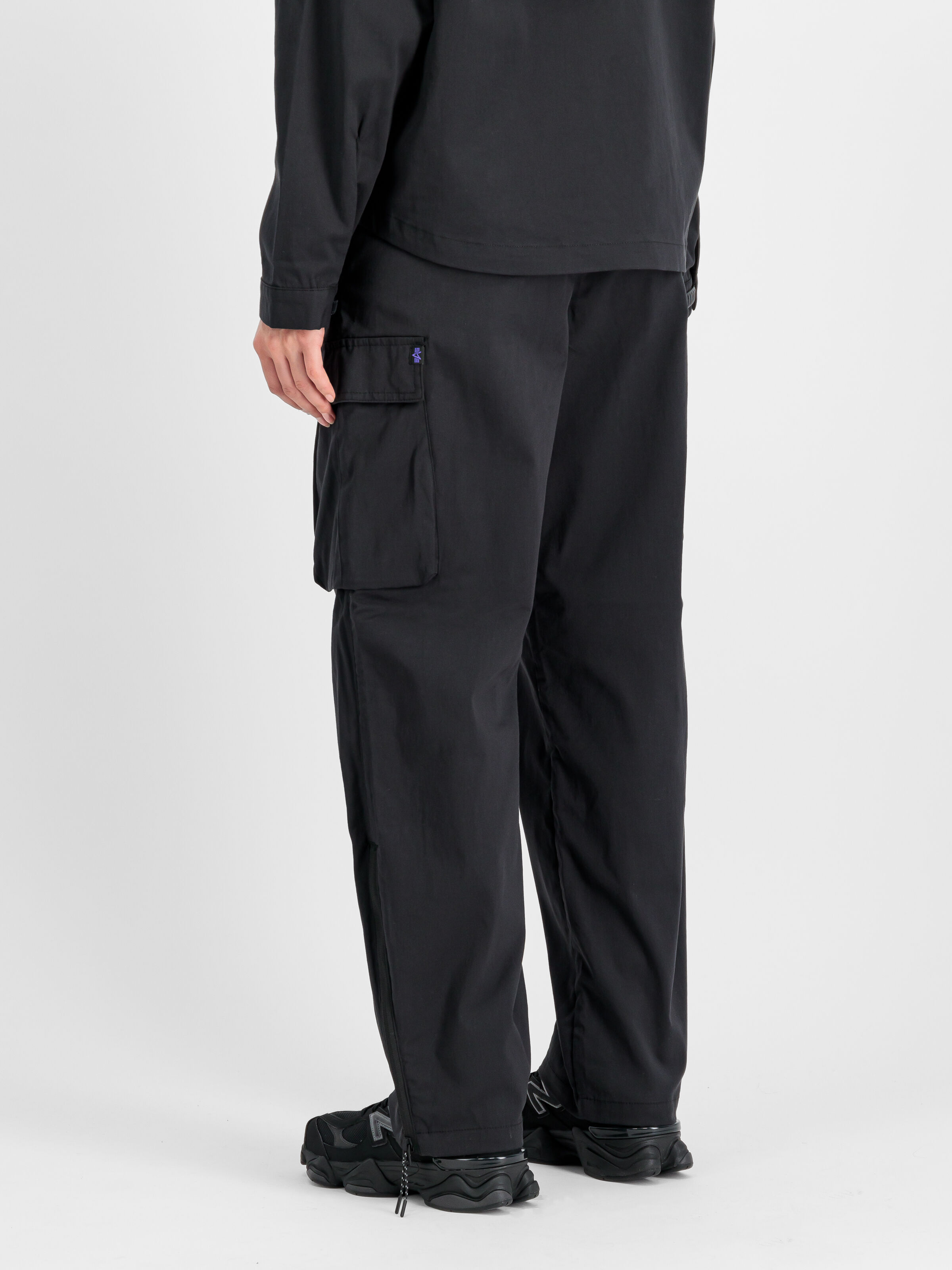 Utility Cargo Pant black 756201_03_2_model_00004_155225
