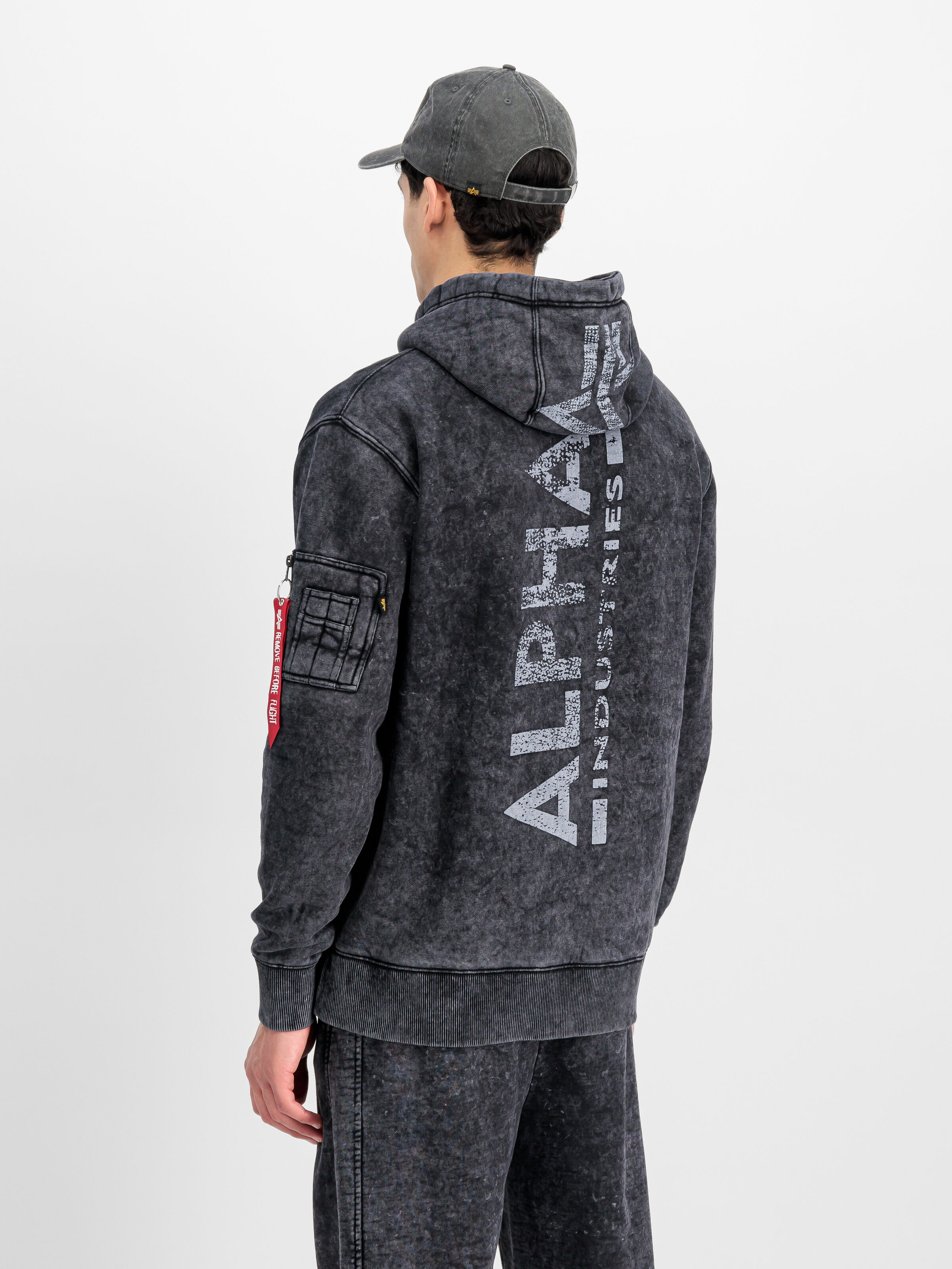 Backprint Vintage Hoodie black 178318V_03_2_model_00003_166452