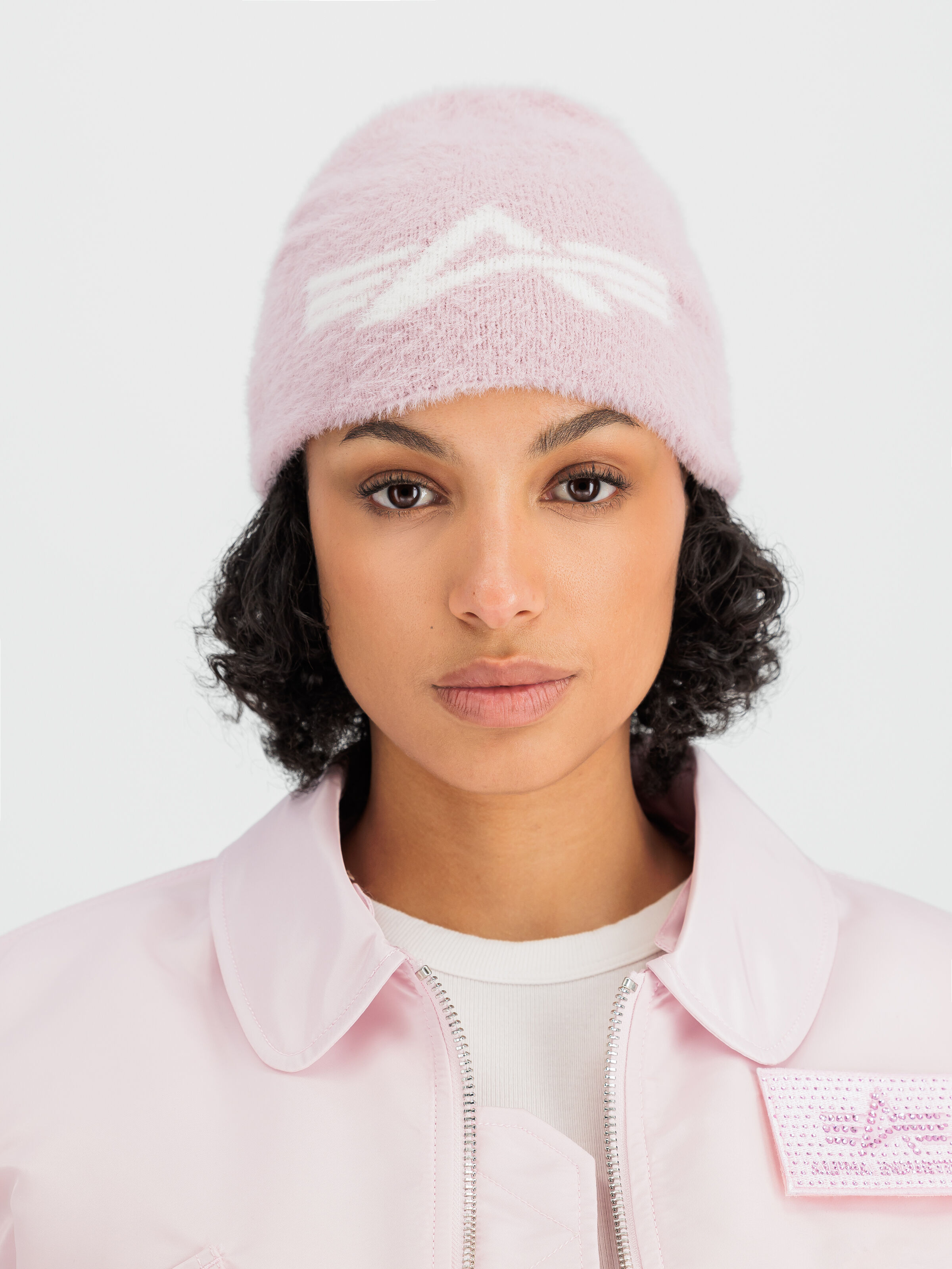 Fluffy Beanie pale lilac 268903_061_2_model_00001_230504