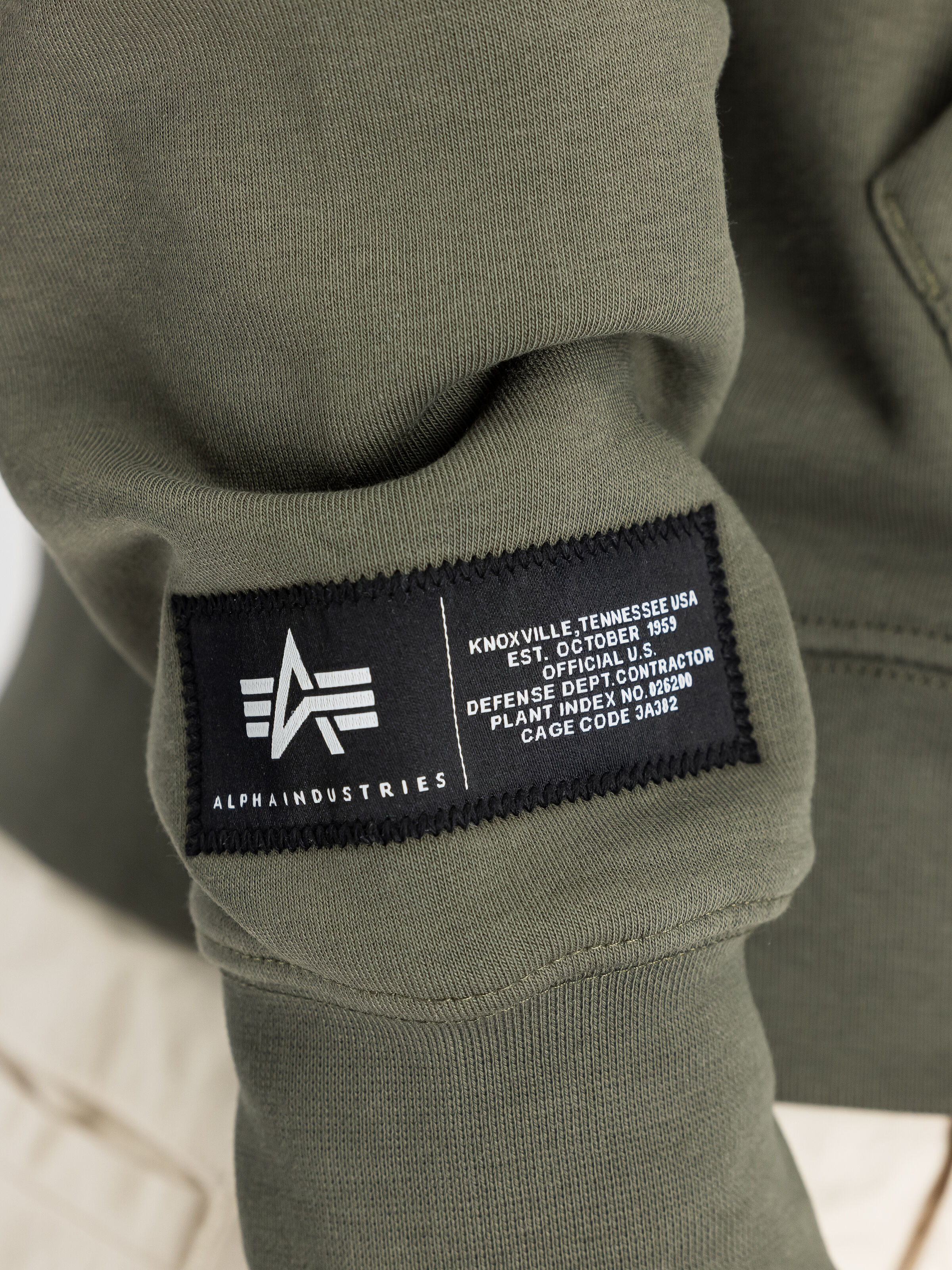 Label Backprint Hoodie dark olive 258333_142_3_detail_00002_173620