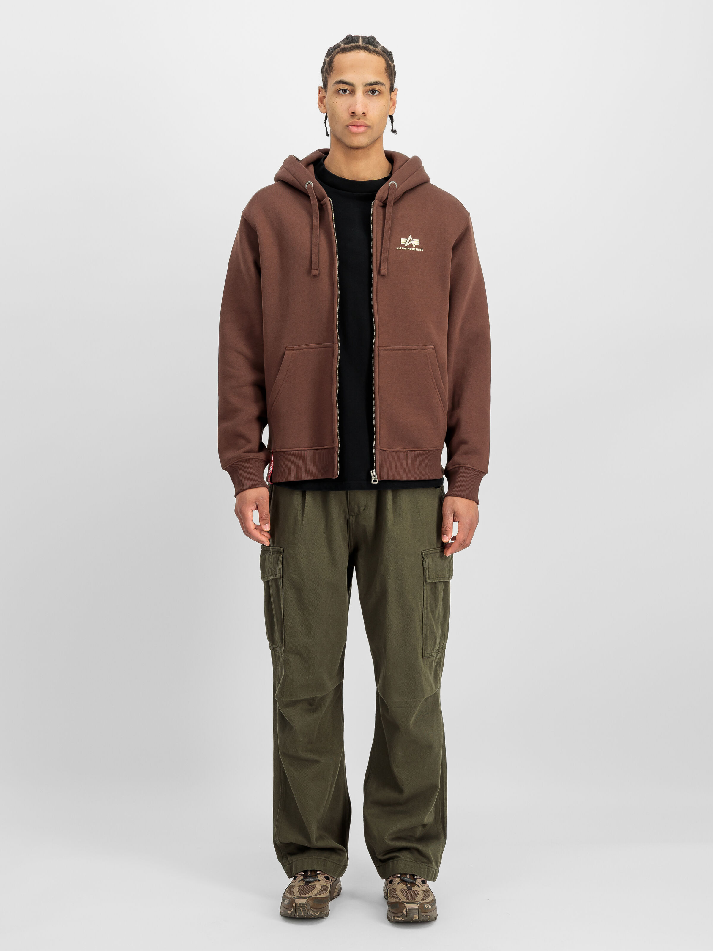 Basic Small Logo Zip Hoodie powder brown 118342_204_2_model_00001_235189