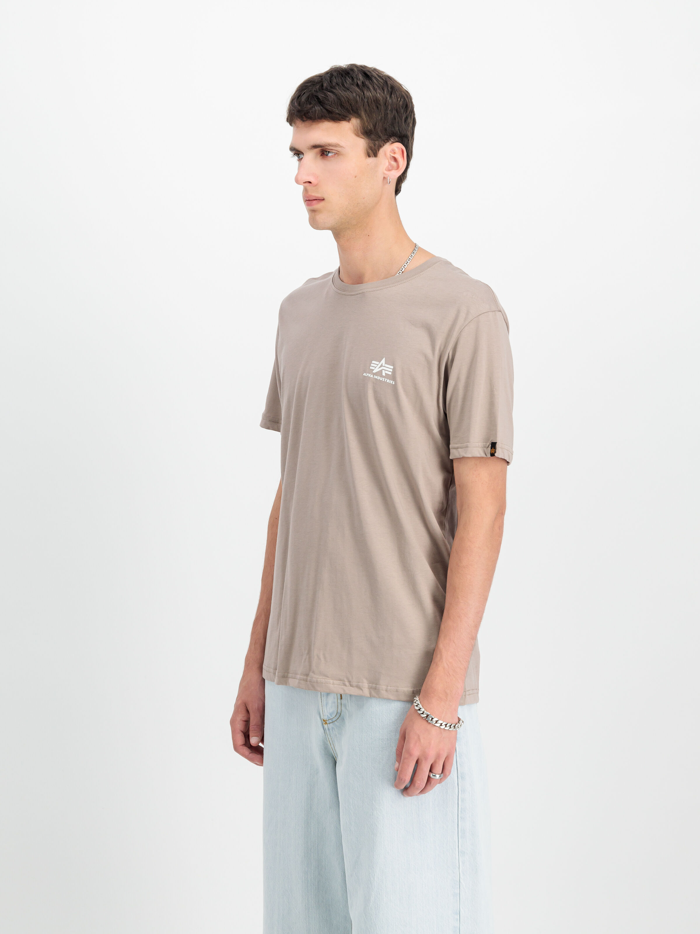 Basic Small Logo T-Shirt vintage sand 188505_679_2_model_00003_122581