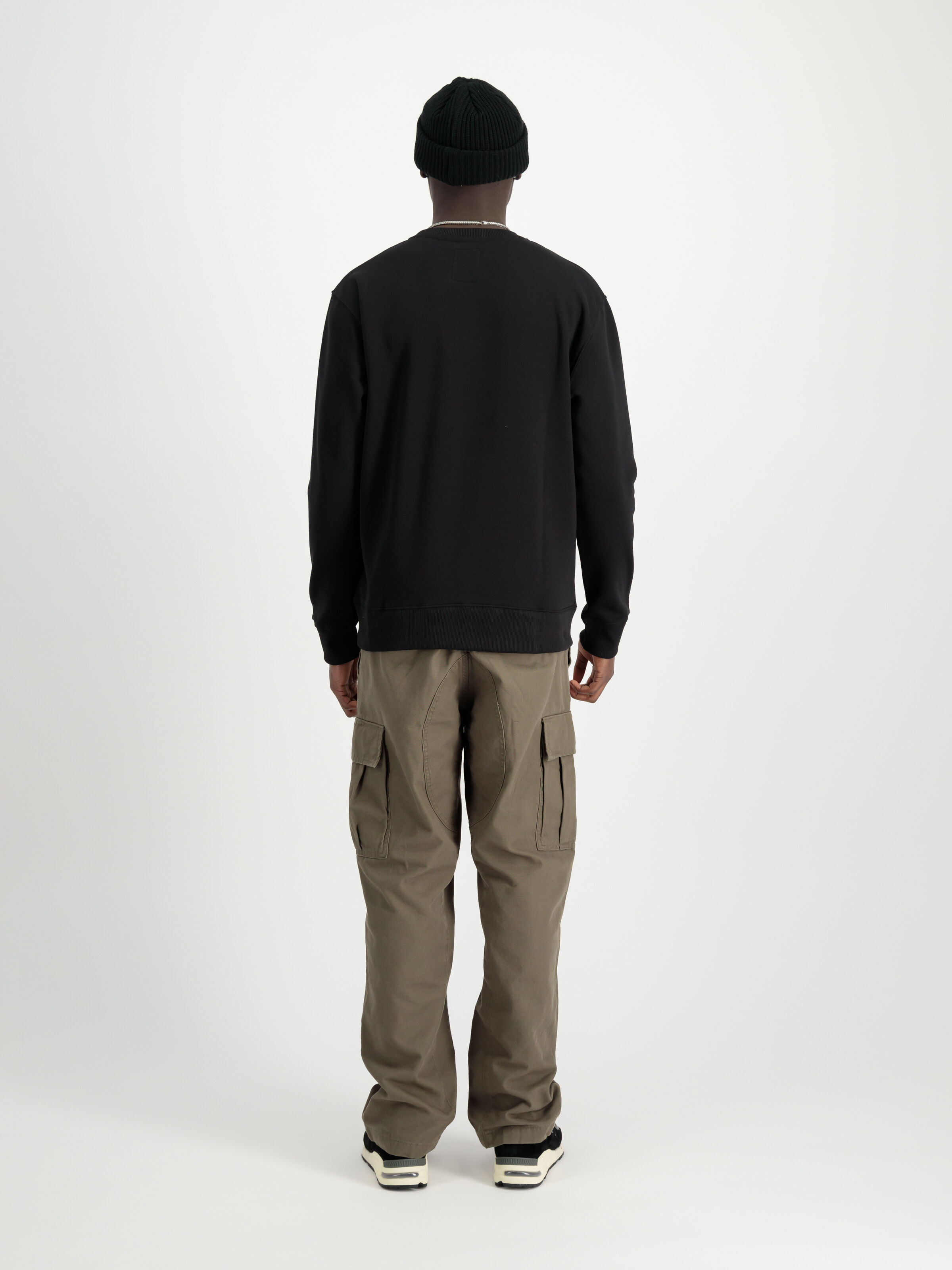 Basic Carbon Sweatshirt black/black 146311_515_2_model_00002_129795