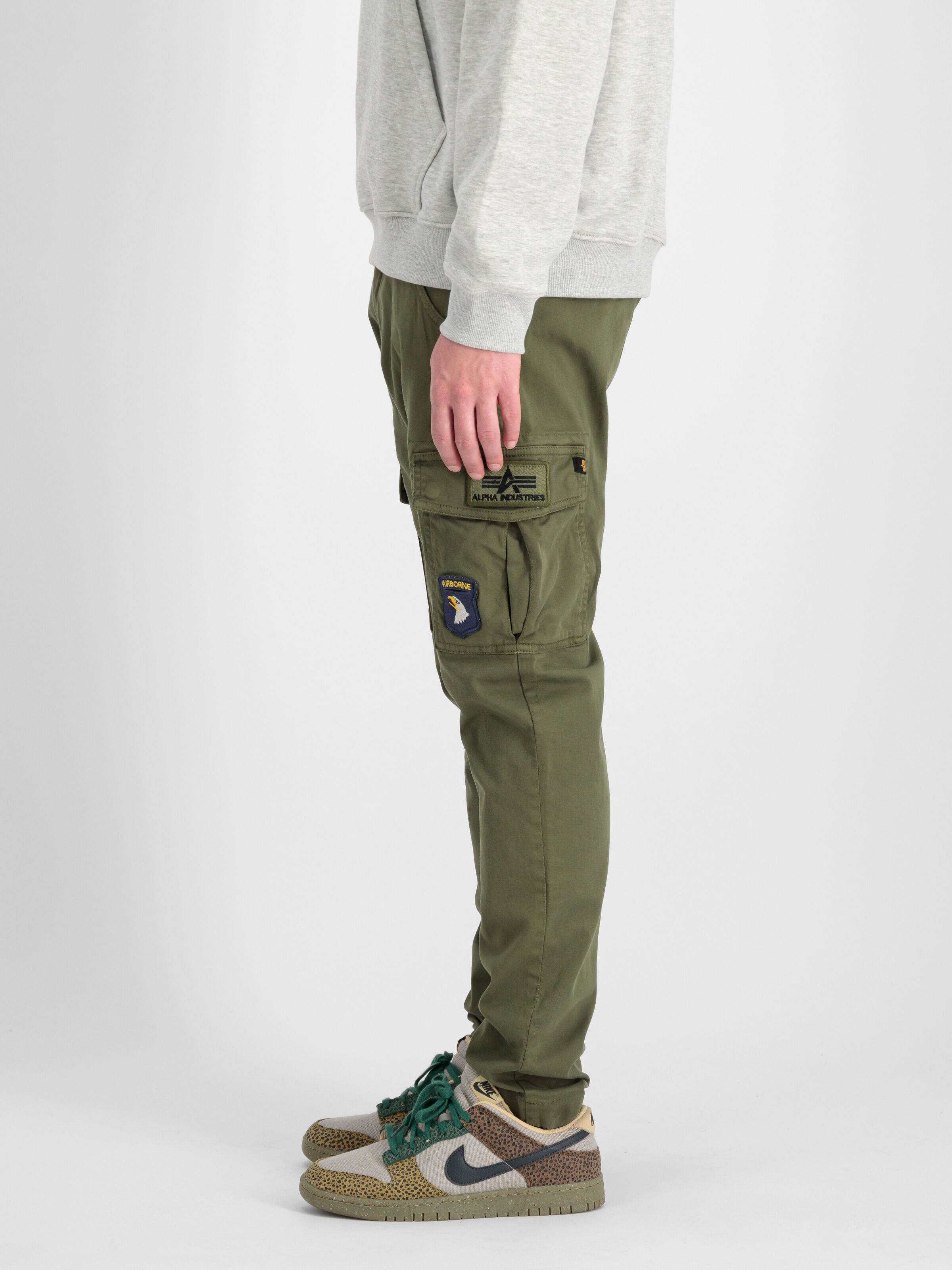 Petrol Patch Pant dark olive 178207_142_004_218906