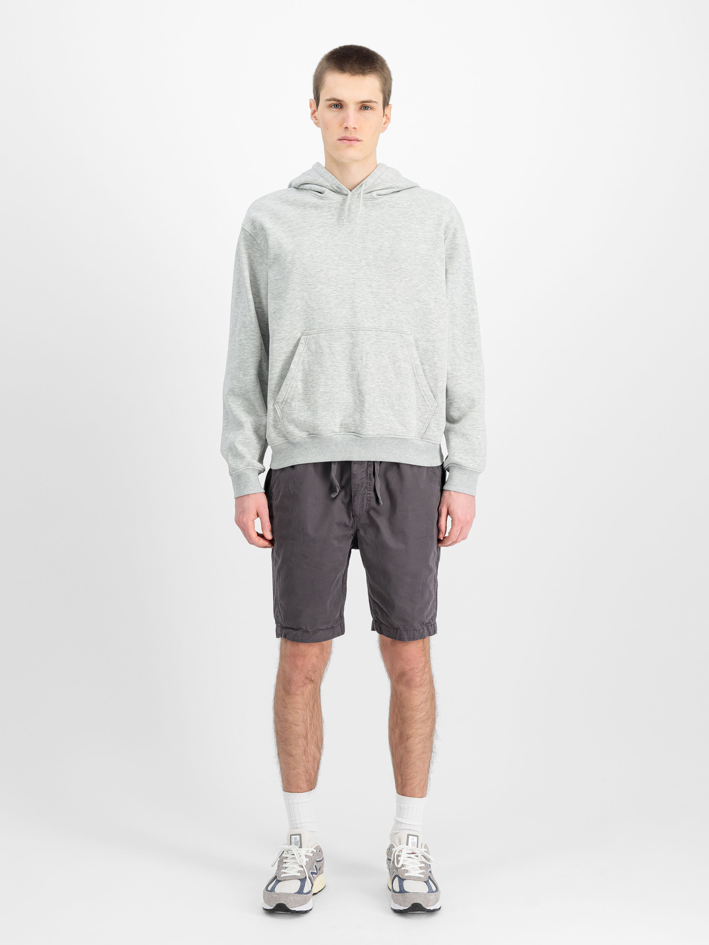 Basic Cotton Short vintage grey 156262_684_2_model_00001_154672