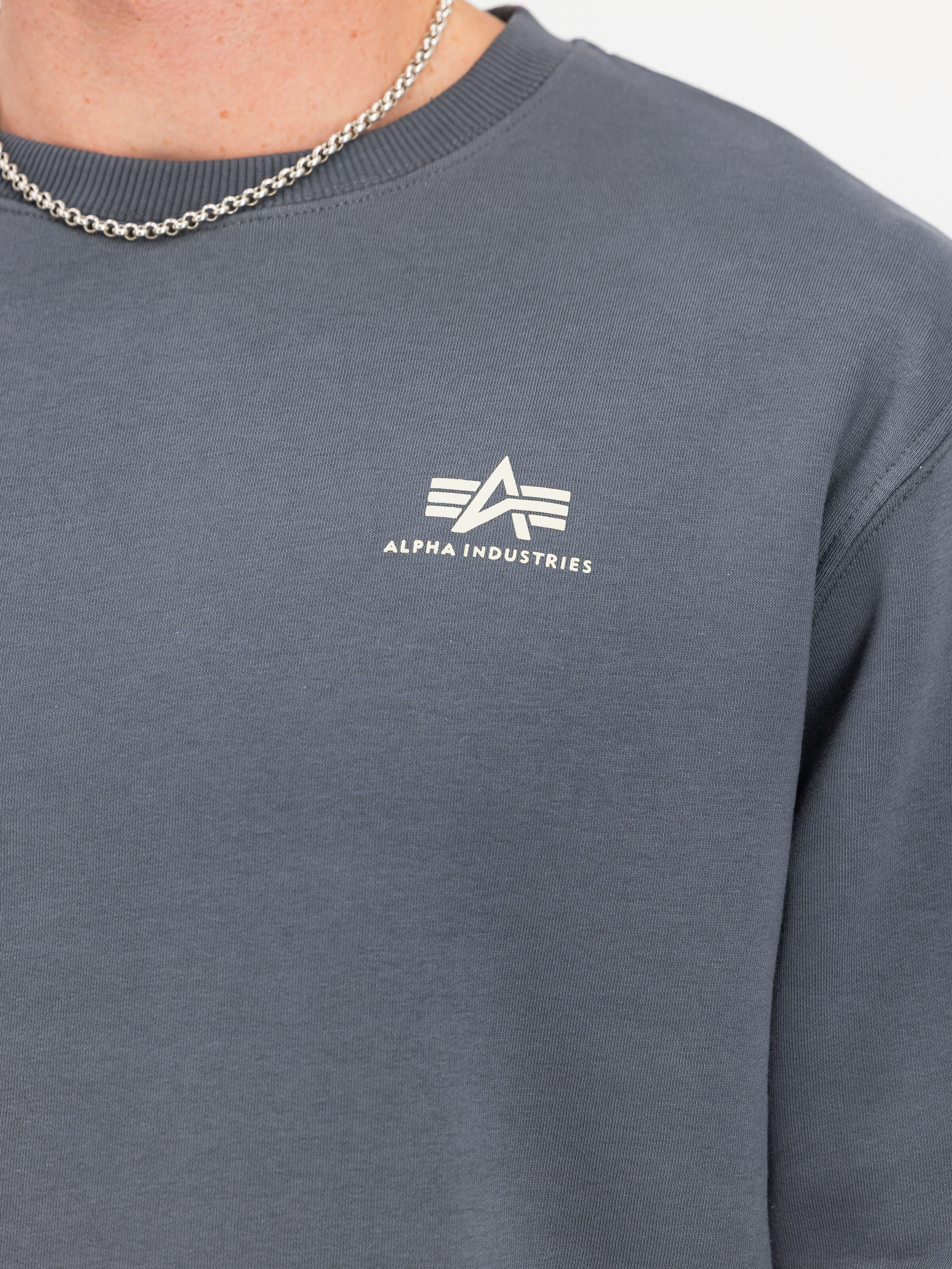 Basic Small Logo Sweatshirt greyblack 188307_136_3_detail_00001_191811