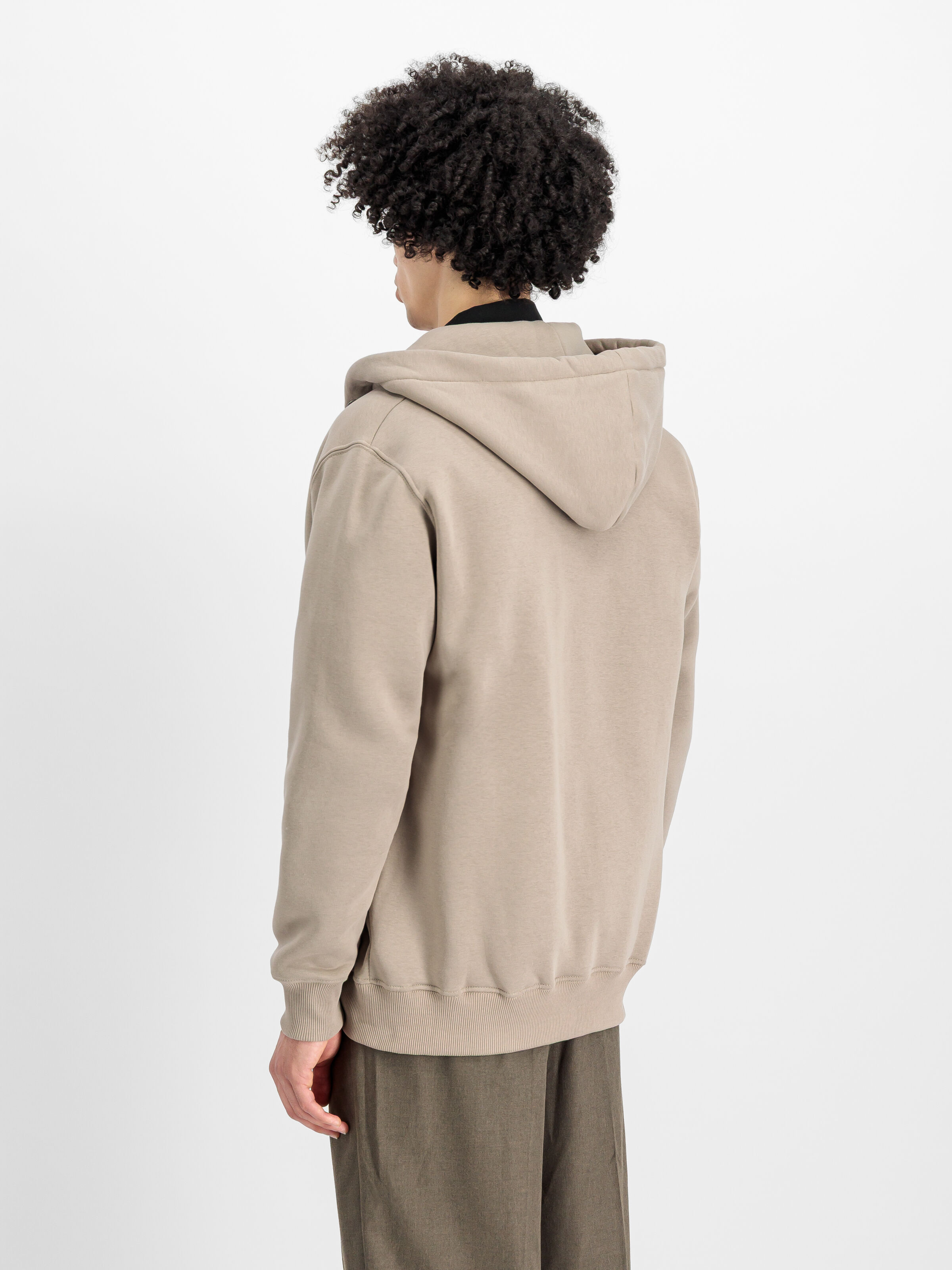 Basic Small Logo Zip Hoodie vintage sand 118342_679_2_model_00003_156373