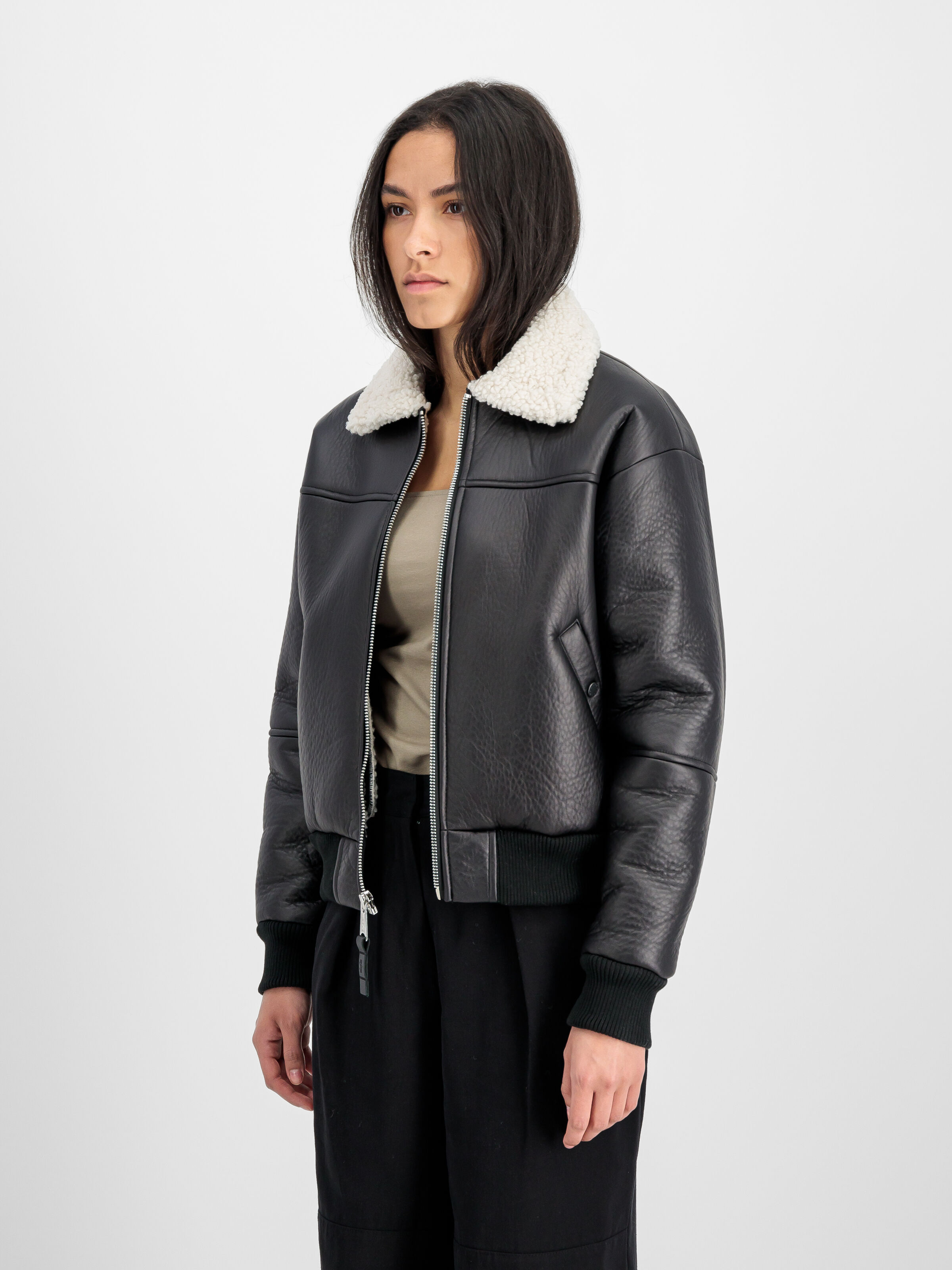 B-15 Modified Winter Jacket Women black 258007_03_2_model_00002_166586