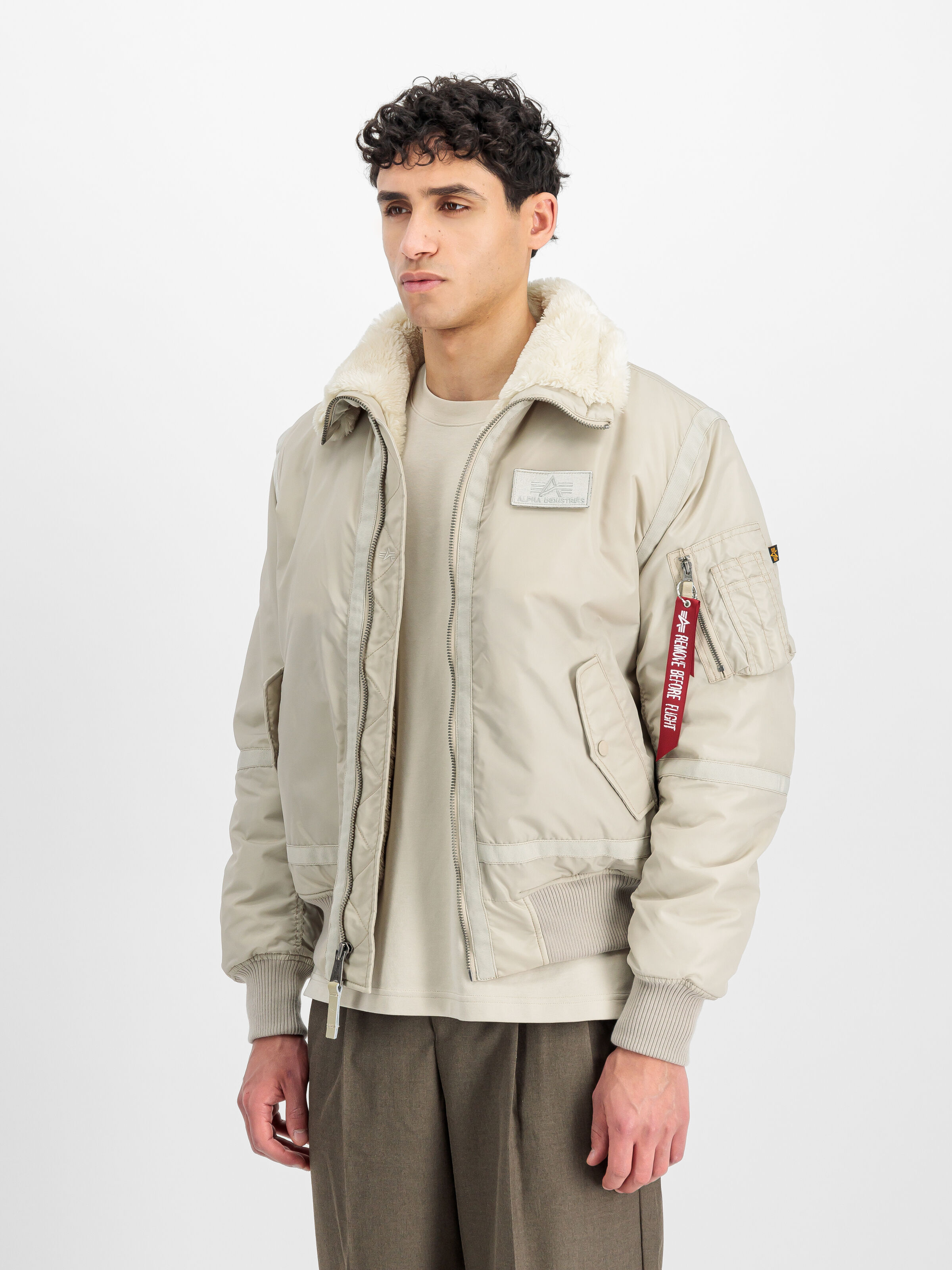 B-15 III TT Two Tone Bomber Jacket organic beige 198122_627_2_model_00002_166762