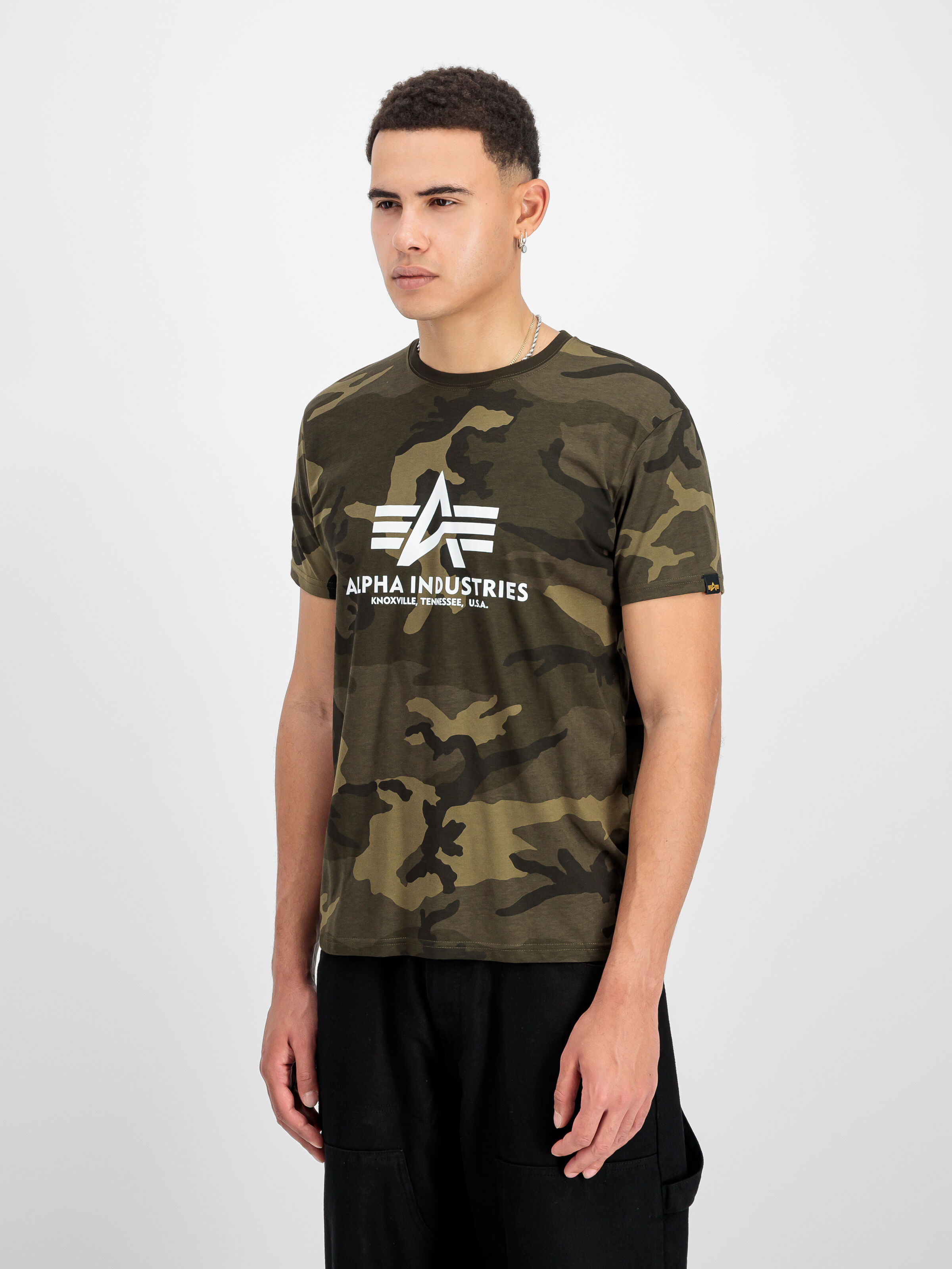 Basic Big Logo Camo T-Shirt olive camo 100501C_239_2_model_00002_183328