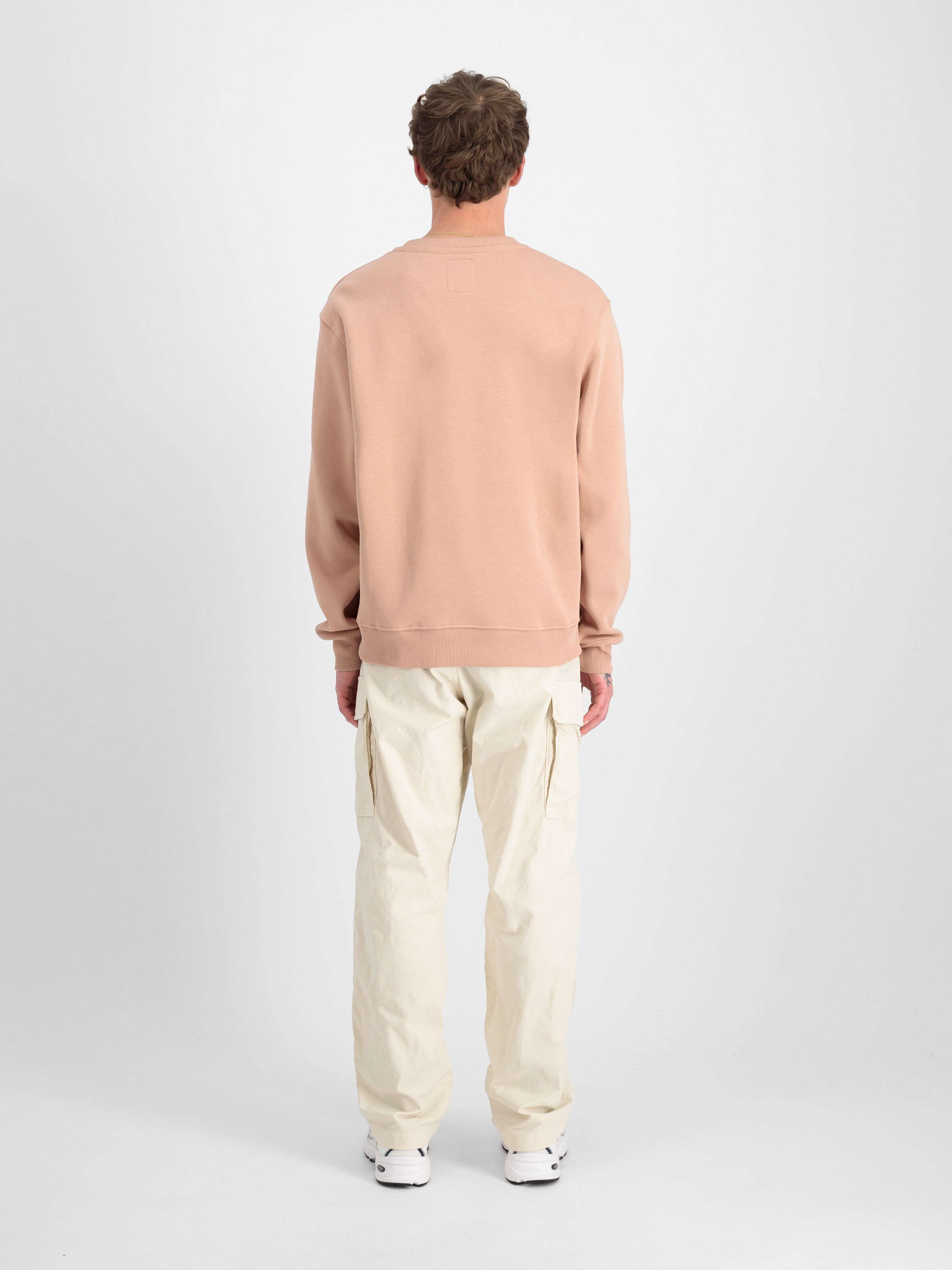 Basic Small Logo Sweatshirt Dusty Coral 188307_721_2_model_00002_97380