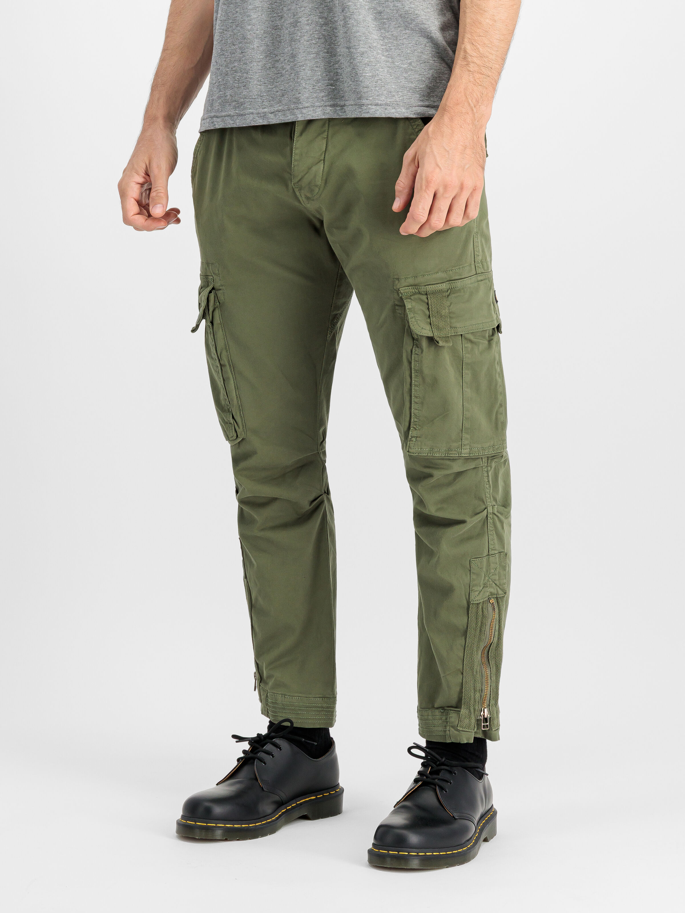 Task Force Pant vintage green 106203_432_2_model_00002_214445.jpg