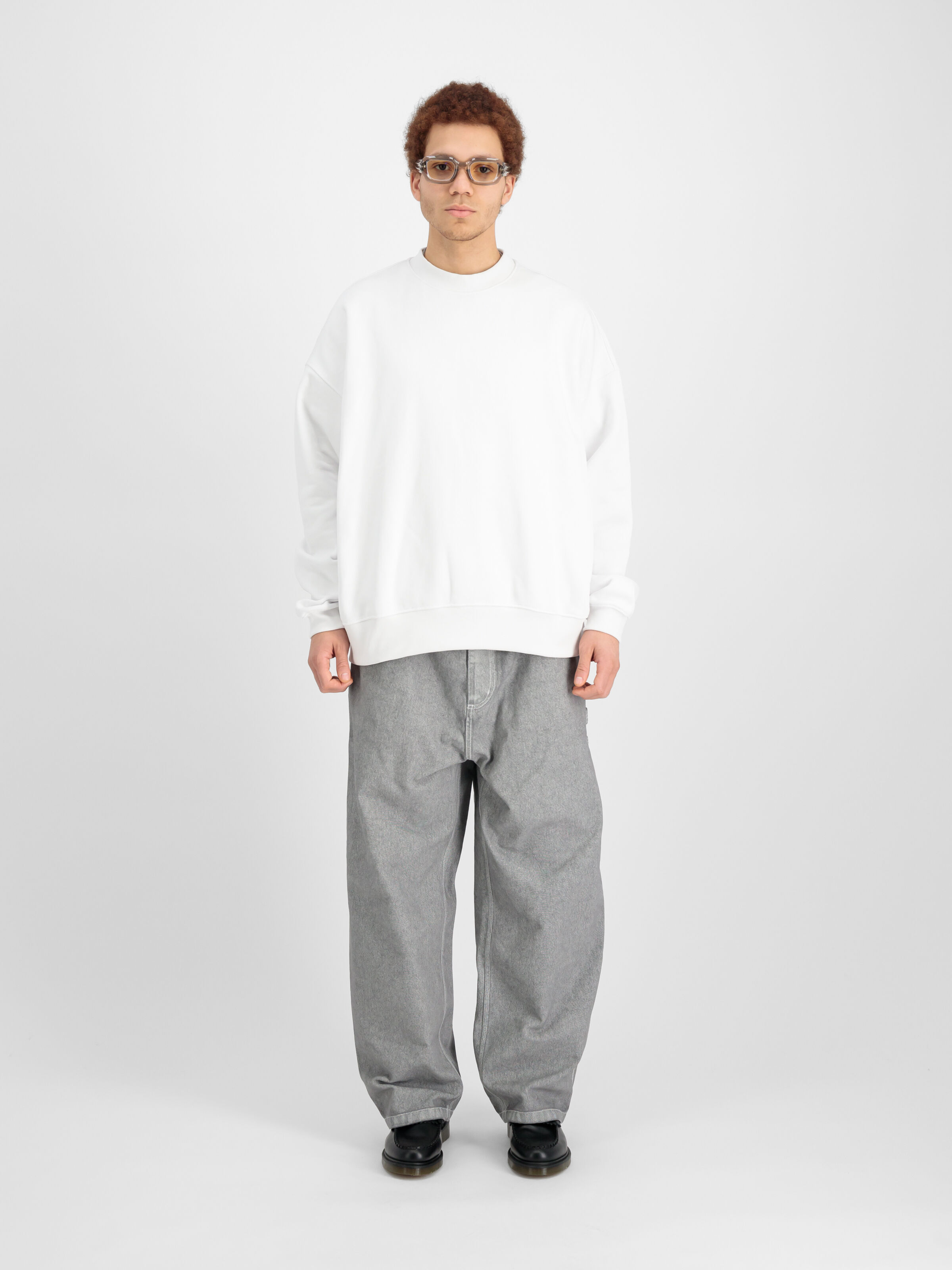 Logo Backprint Sweatshirt white 146304_09_2_model_00001_99232