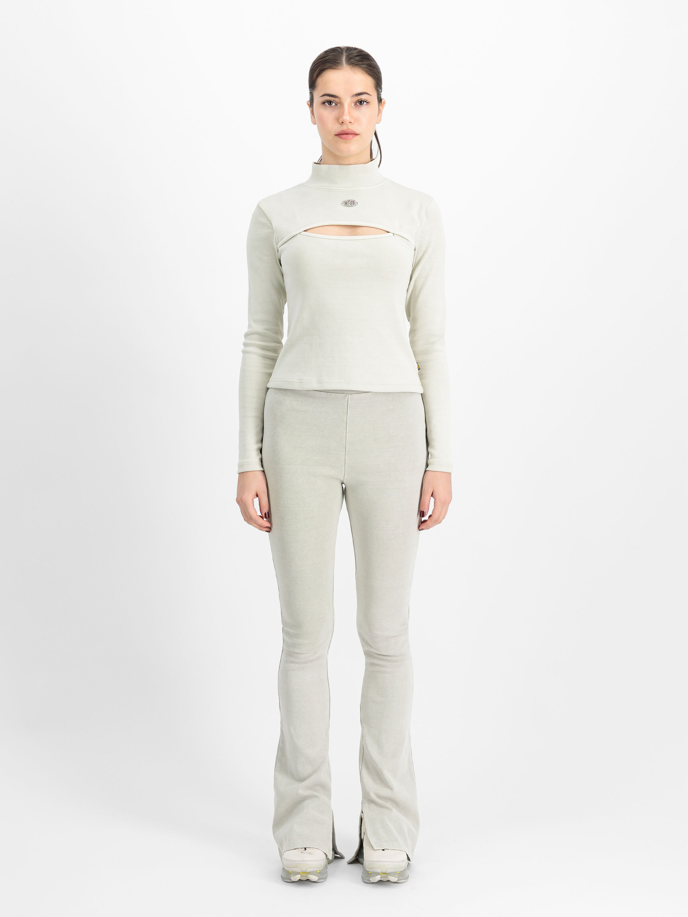 World Cut Out Longsleeve Women stone 266090_10_2_model_00001_212429