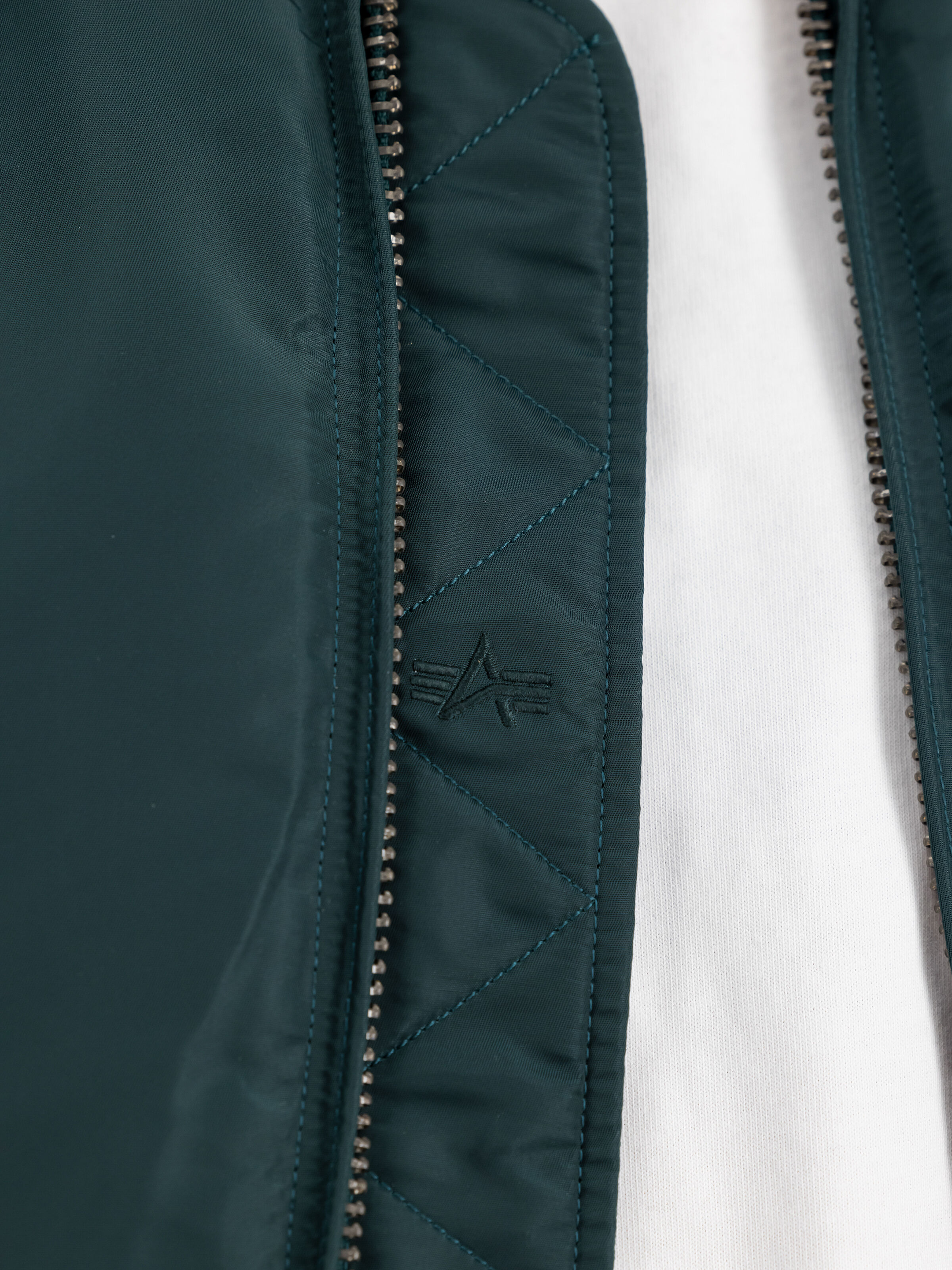 MA-1 VF 59 Long Force Green 168100_720_3_detail_00001_97713