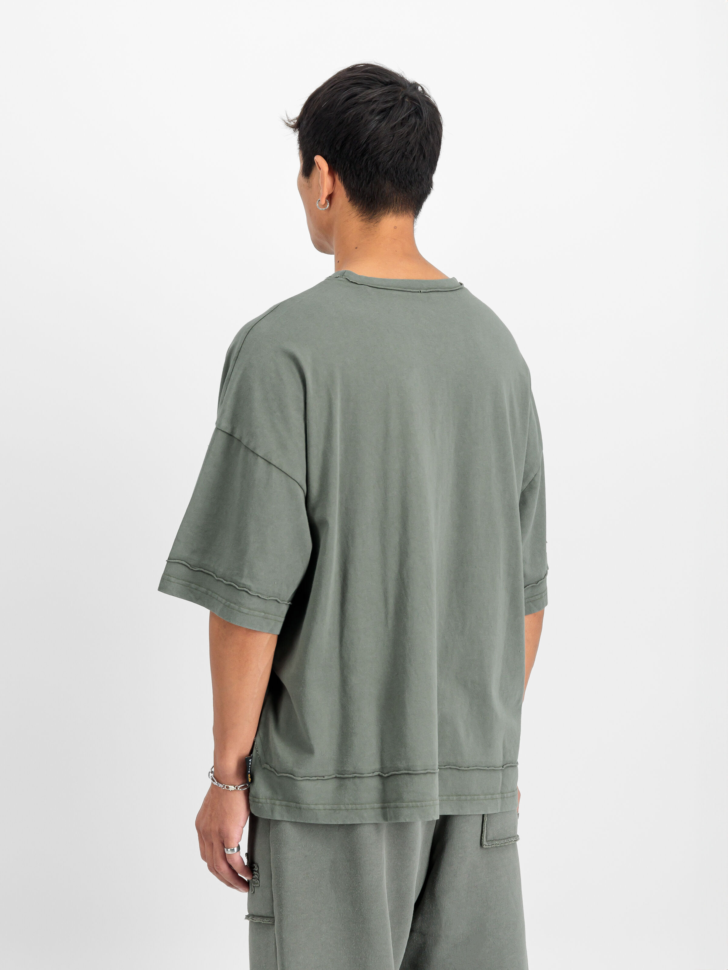 Open Edge T-Shirt dark olive 148505_142_2_model_00004_108840