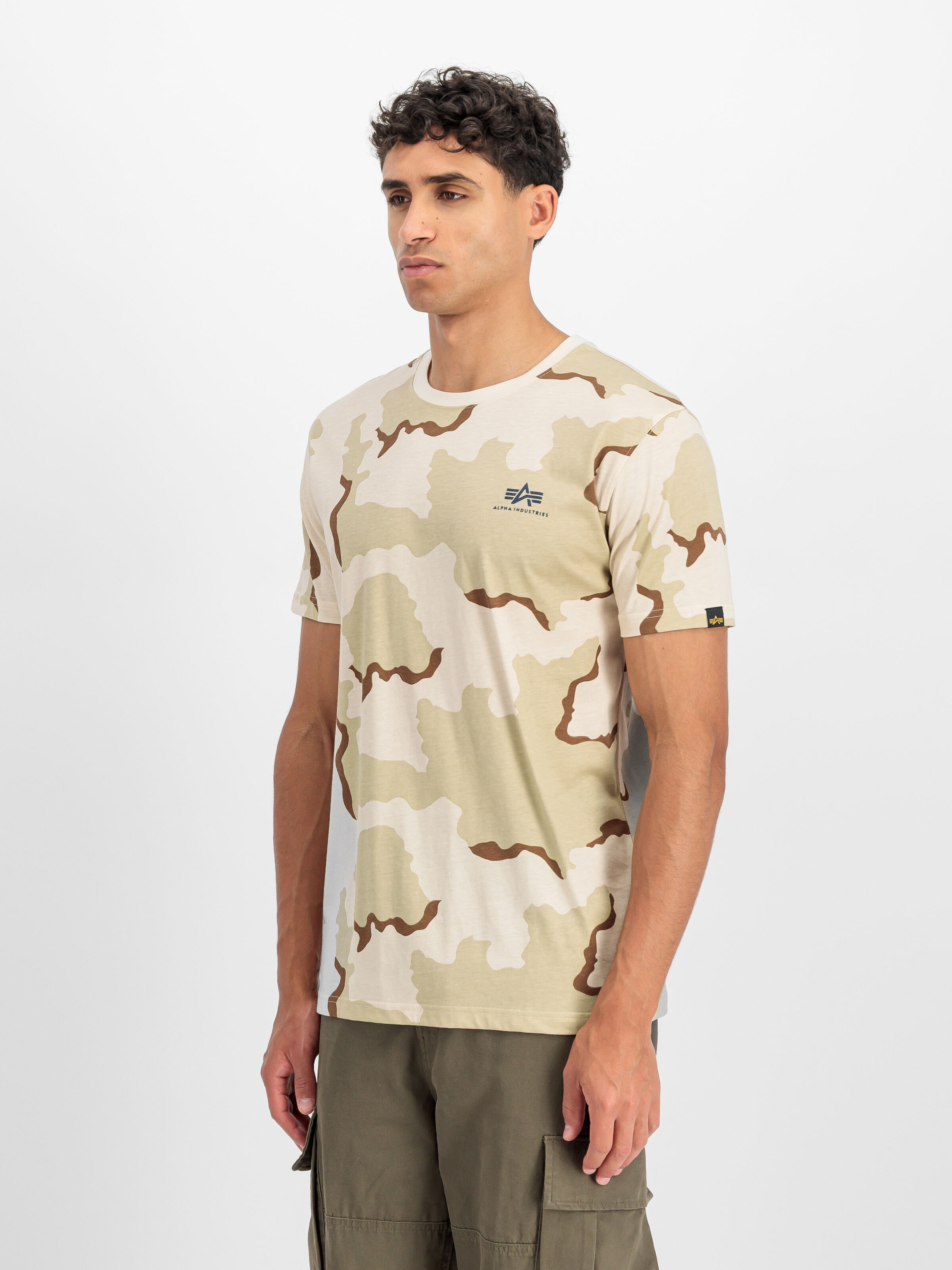 Backprint Camo T-Shirt desert camo 91 128507C_99_2_model_00002_196860
