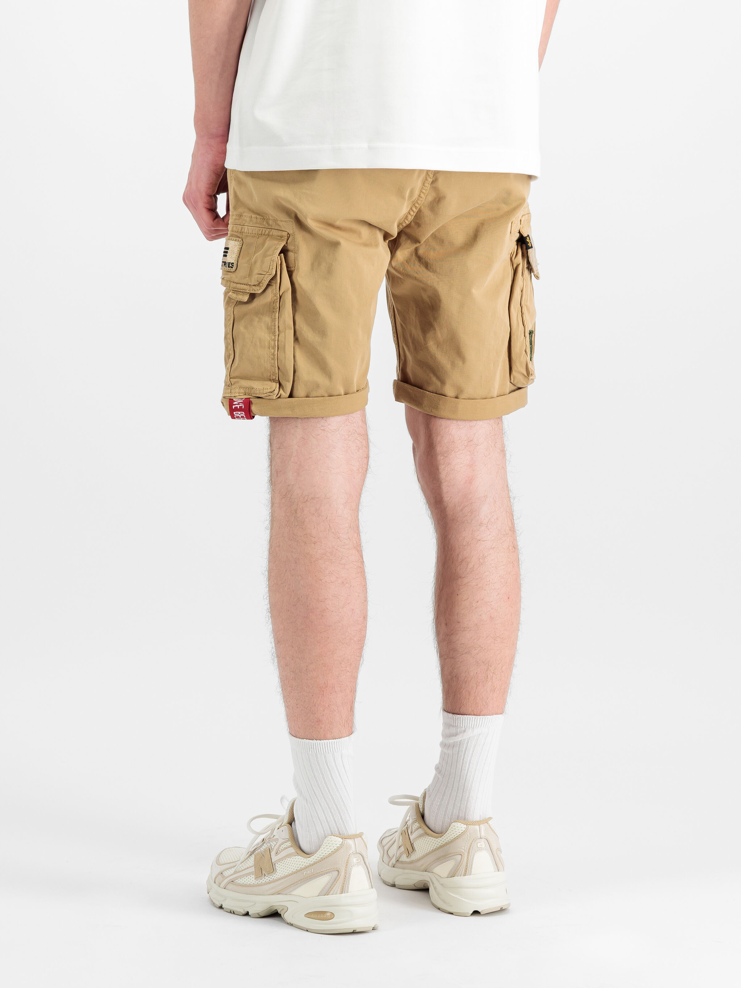 Crew Patch Short sand 186209_14_2_model_00003_215993