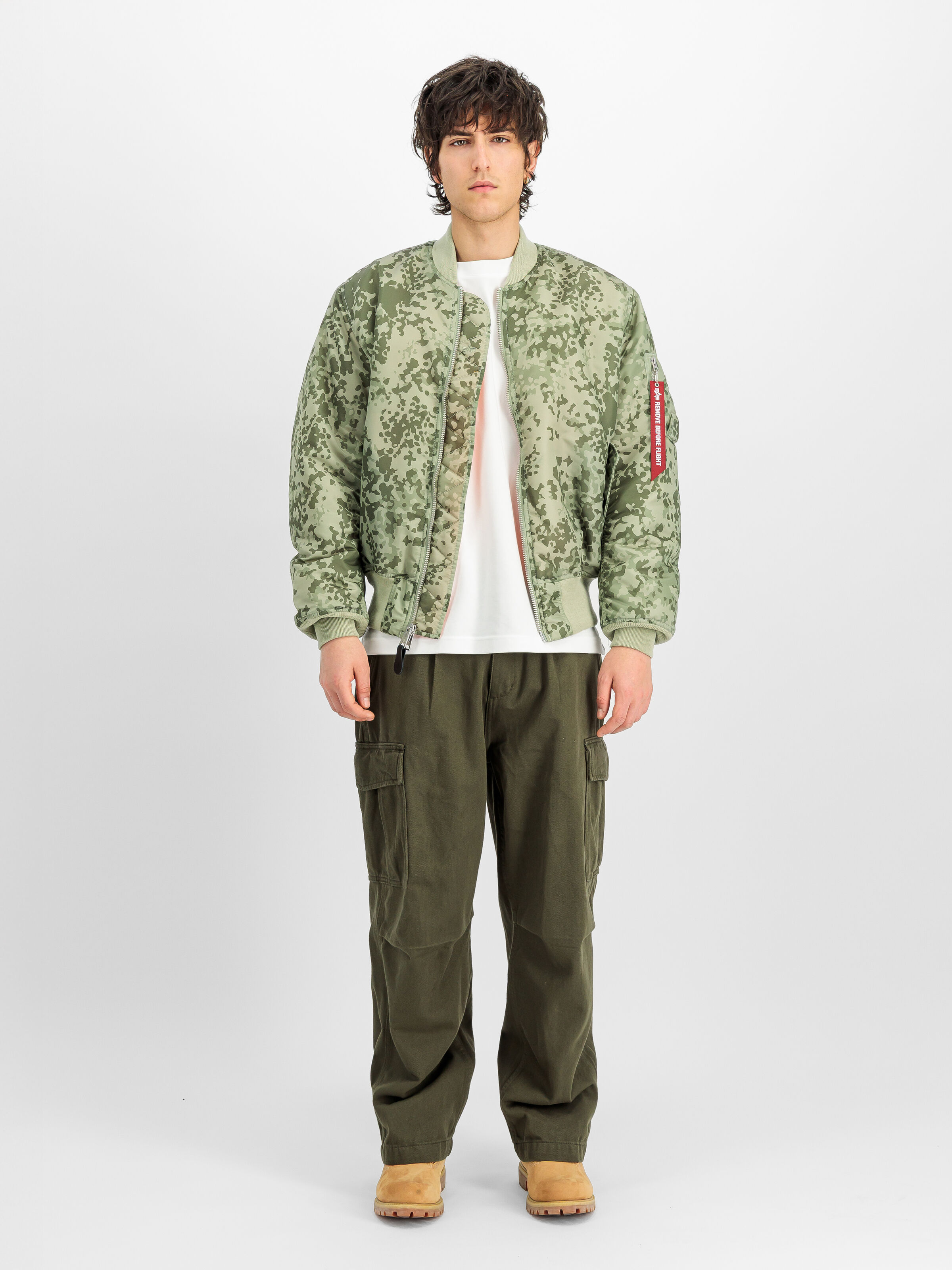 MA-1 Camo Heritage Bomber Jacket M48 forest camo 100101C_905_2_model_00001_231680