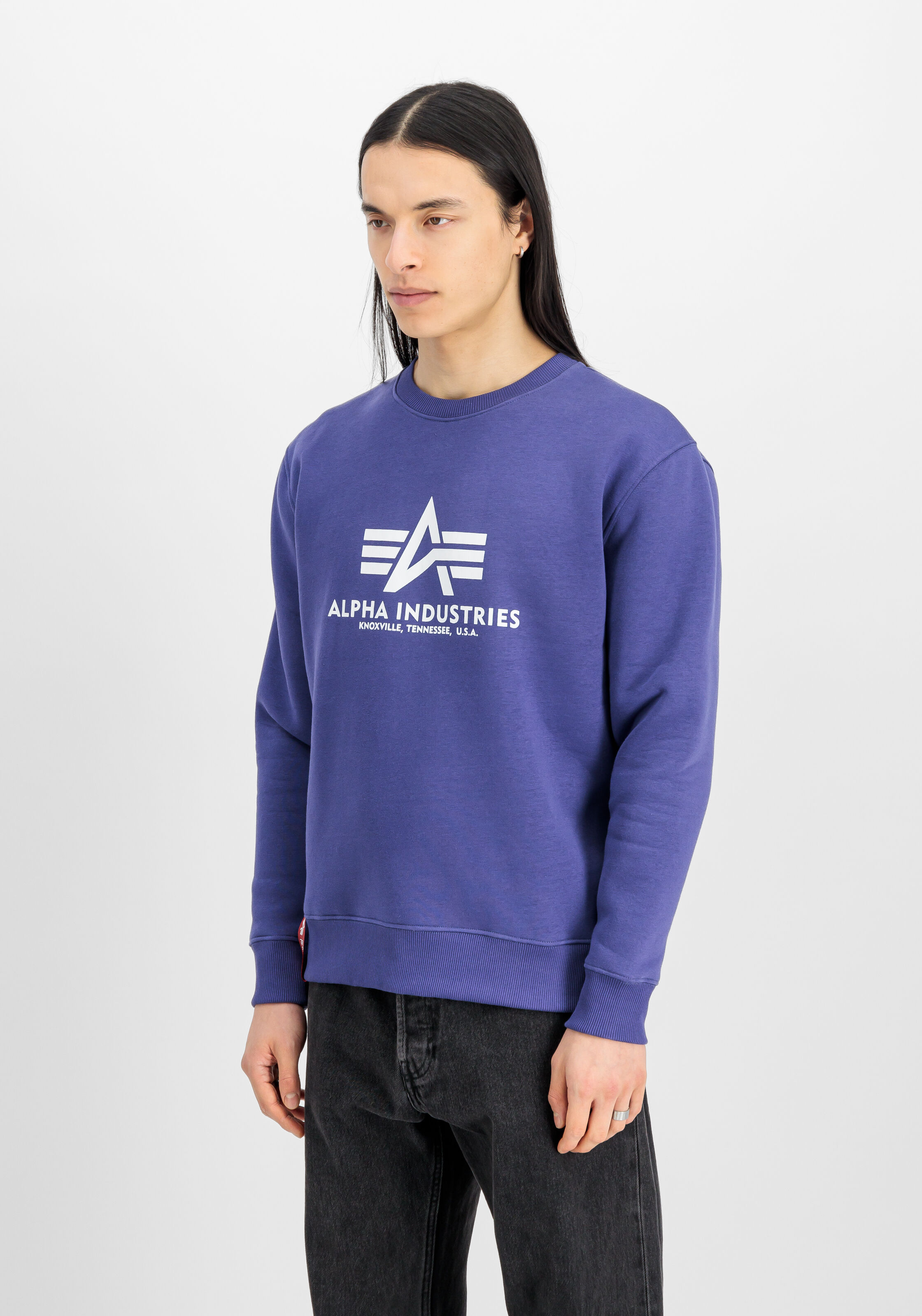 Basic Big Logo Sweatshirt night purple 178302_735_2_model_00003_146406