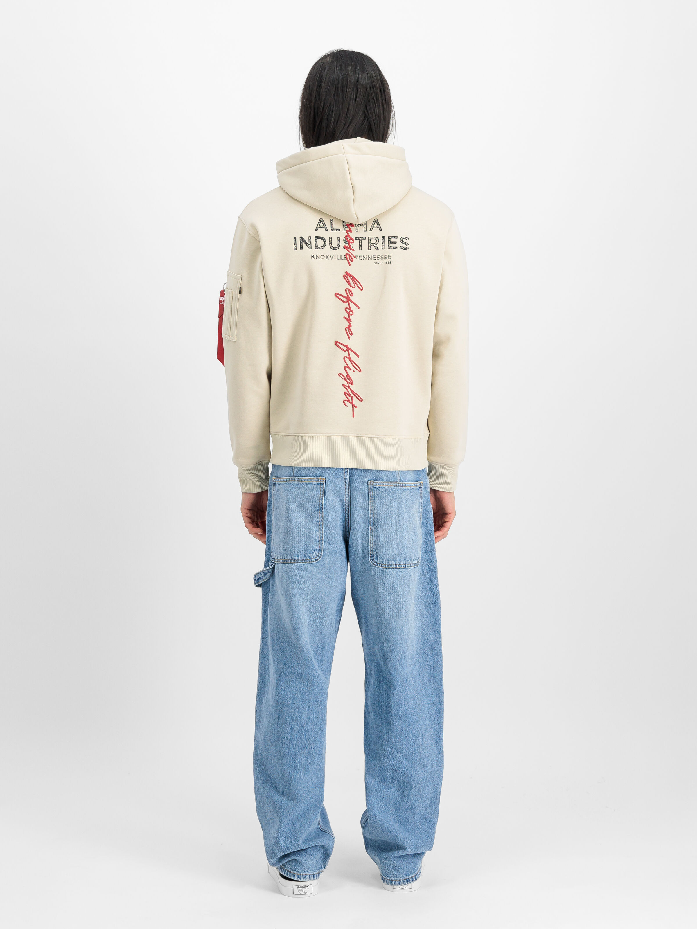Signature Backprint Hoodie vintage white 148341_300_2_model_00002_148559