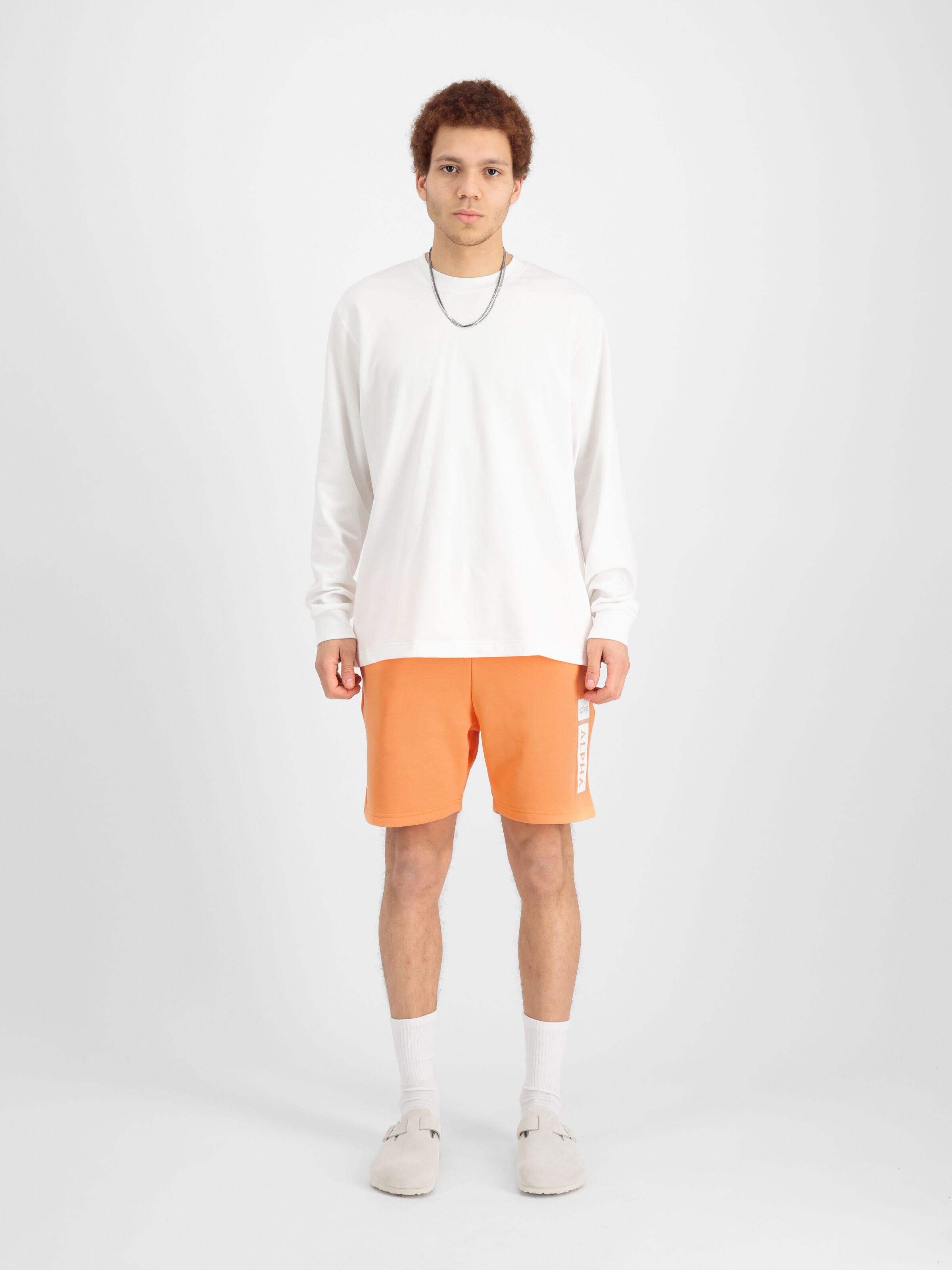 Alpha Puff Print Short tangerine 146365_710_2_model_00001_182117