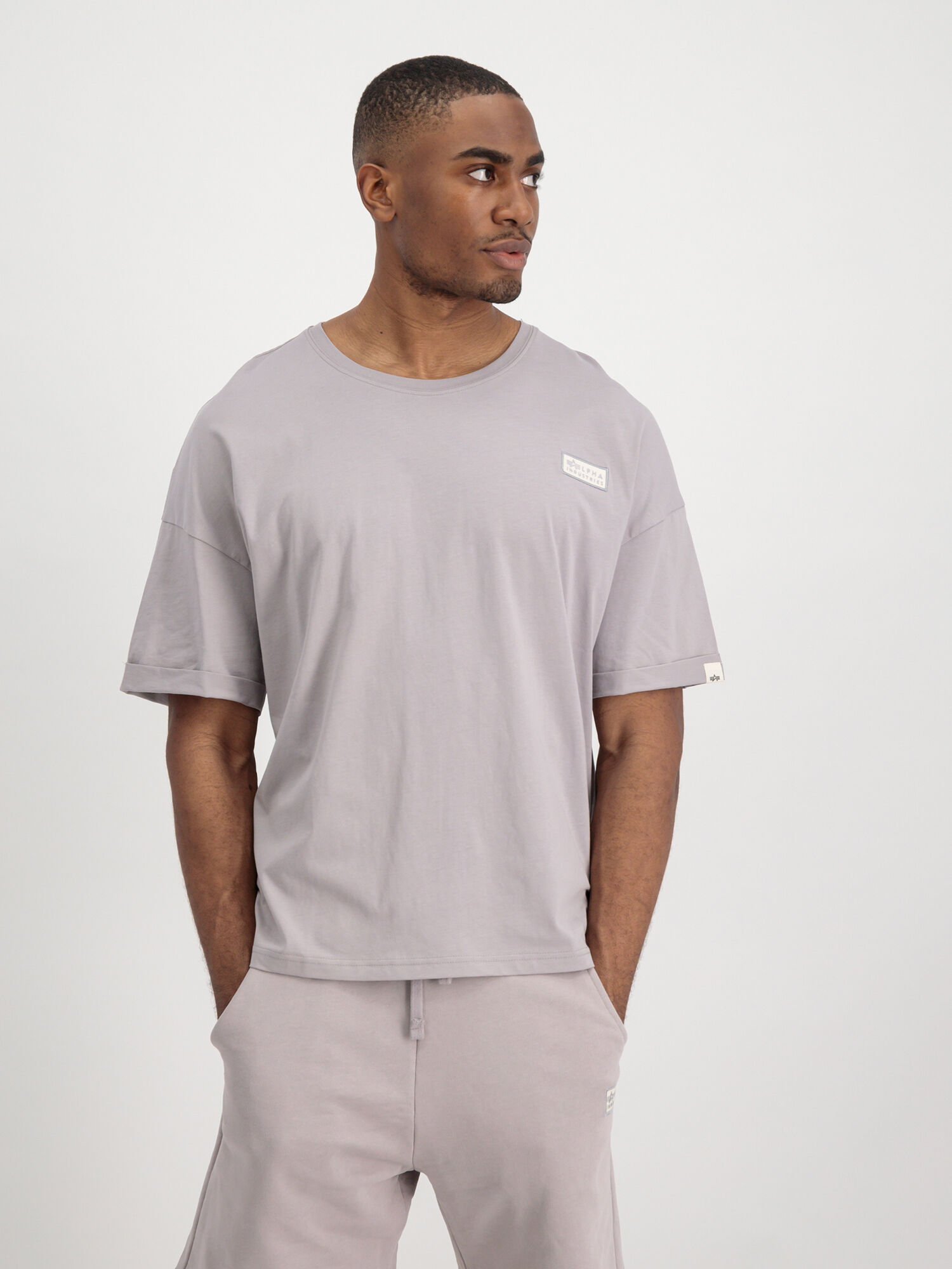Organics OS Roll-Up T-Shirt organic grey 118532_643_alpha_industries_organics_os_roll_up_t_002_124148.jpg