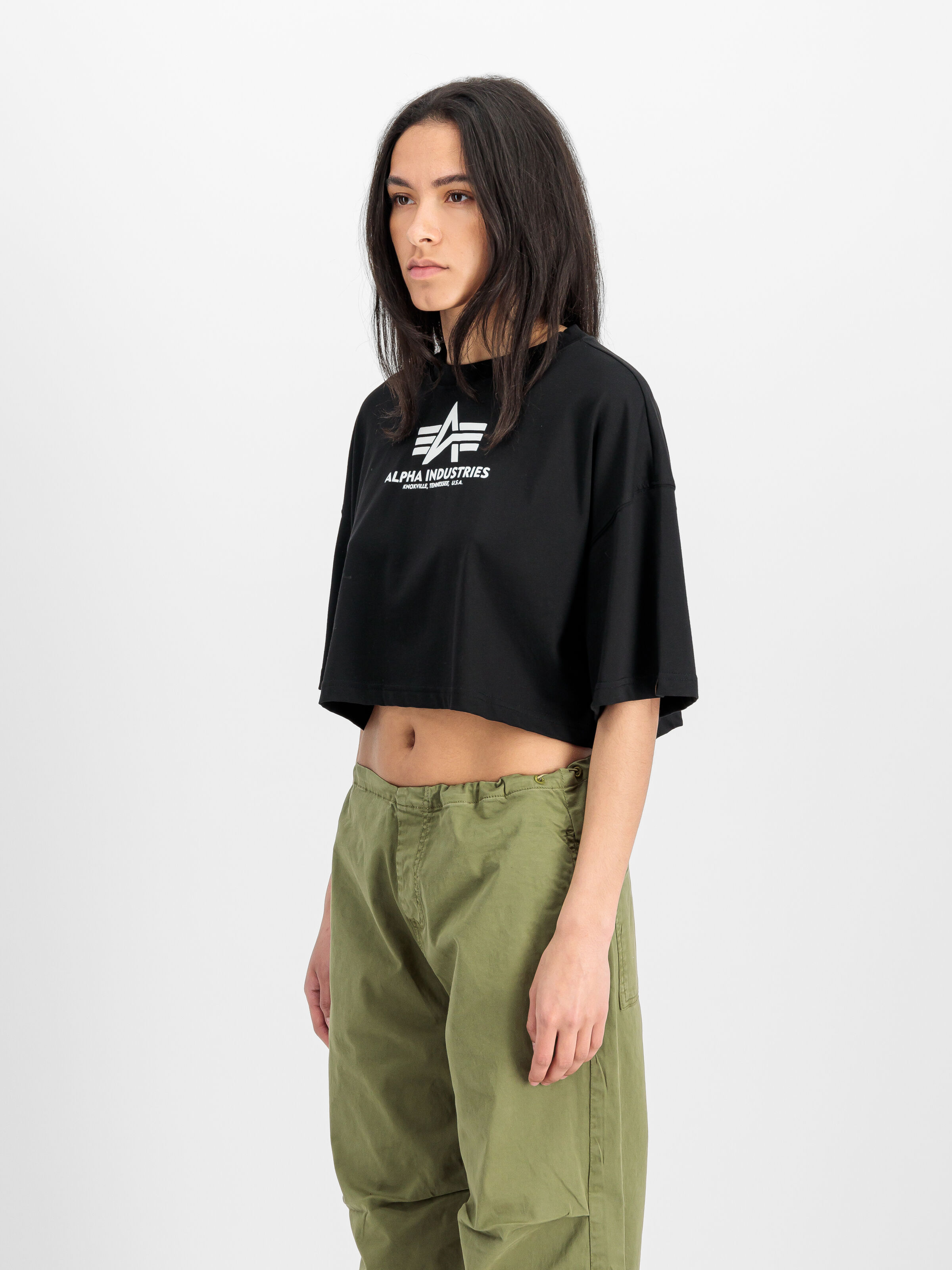 Basic Big Logo Cropped PP T-Shirt Women black 258060_03_2_model_00002_165558