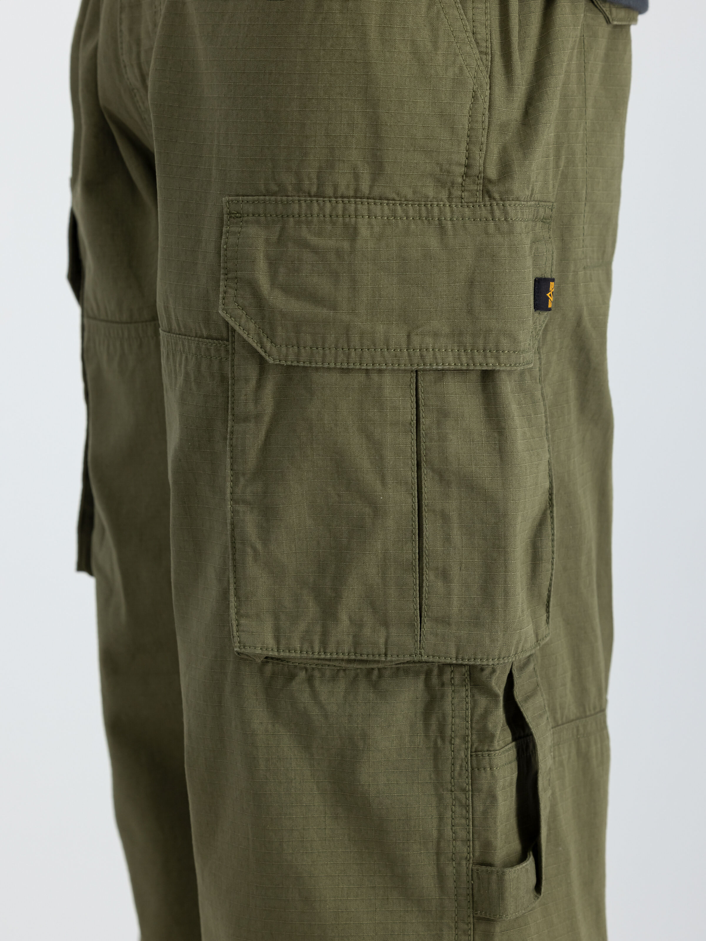 Ripstop Patchwork Pant dark olive 148203_142_3_detail_00001_98712
