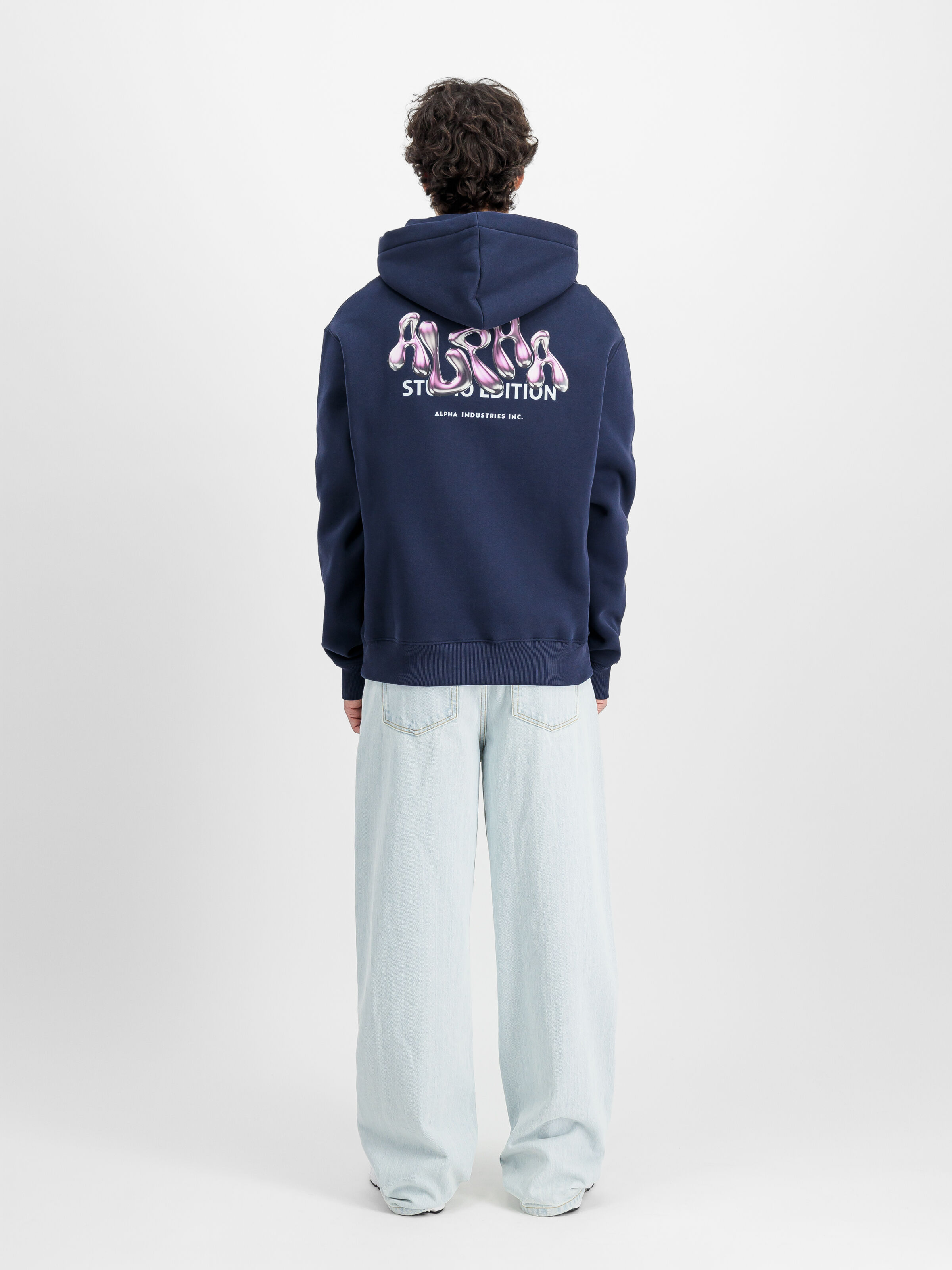 Studio Edition Backprint Hoodie ultra navy 156339_697_2_model_00002_139637
