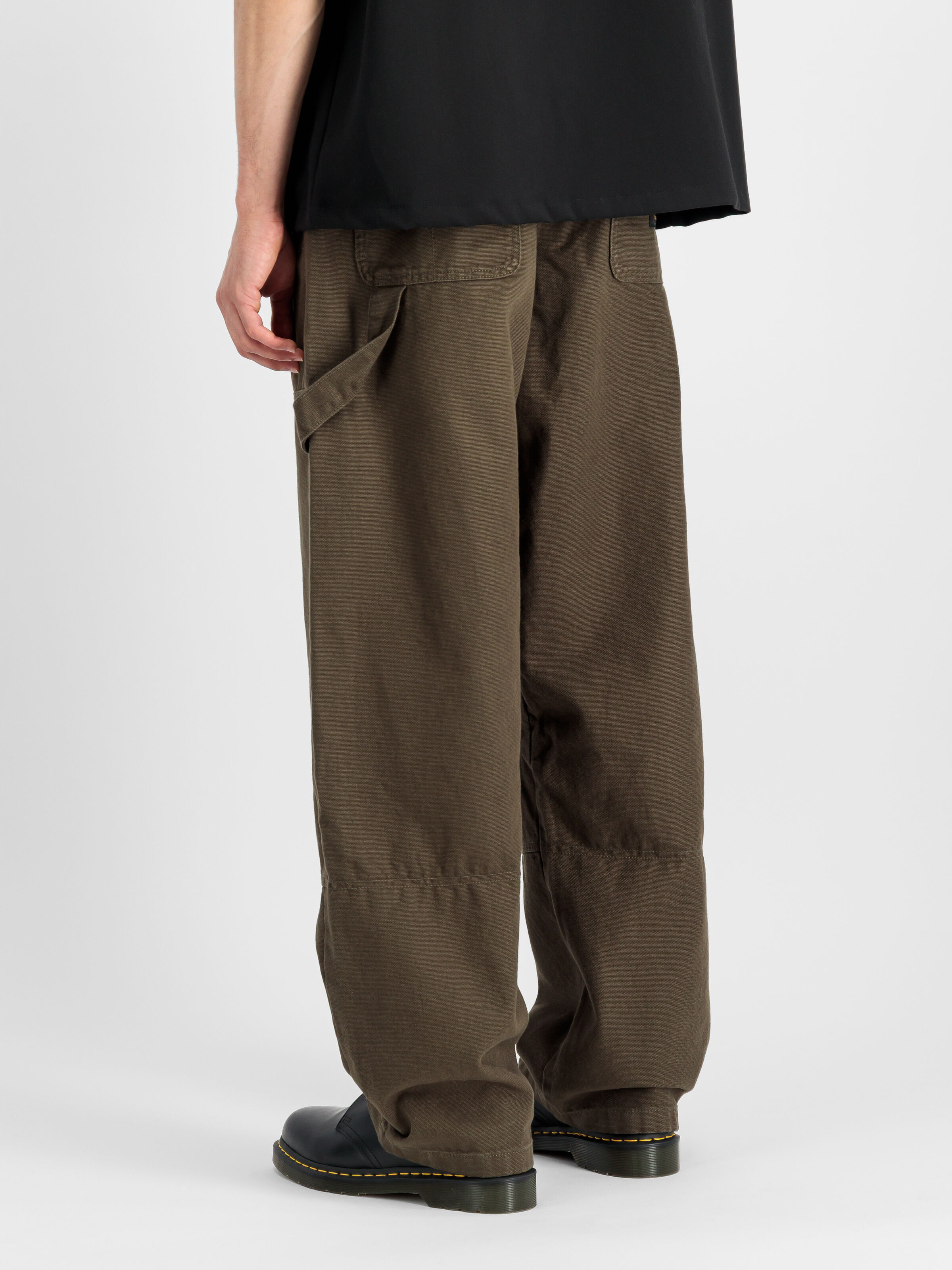 Carpenter Pant black olive 148202_413_2_model_00003_157140