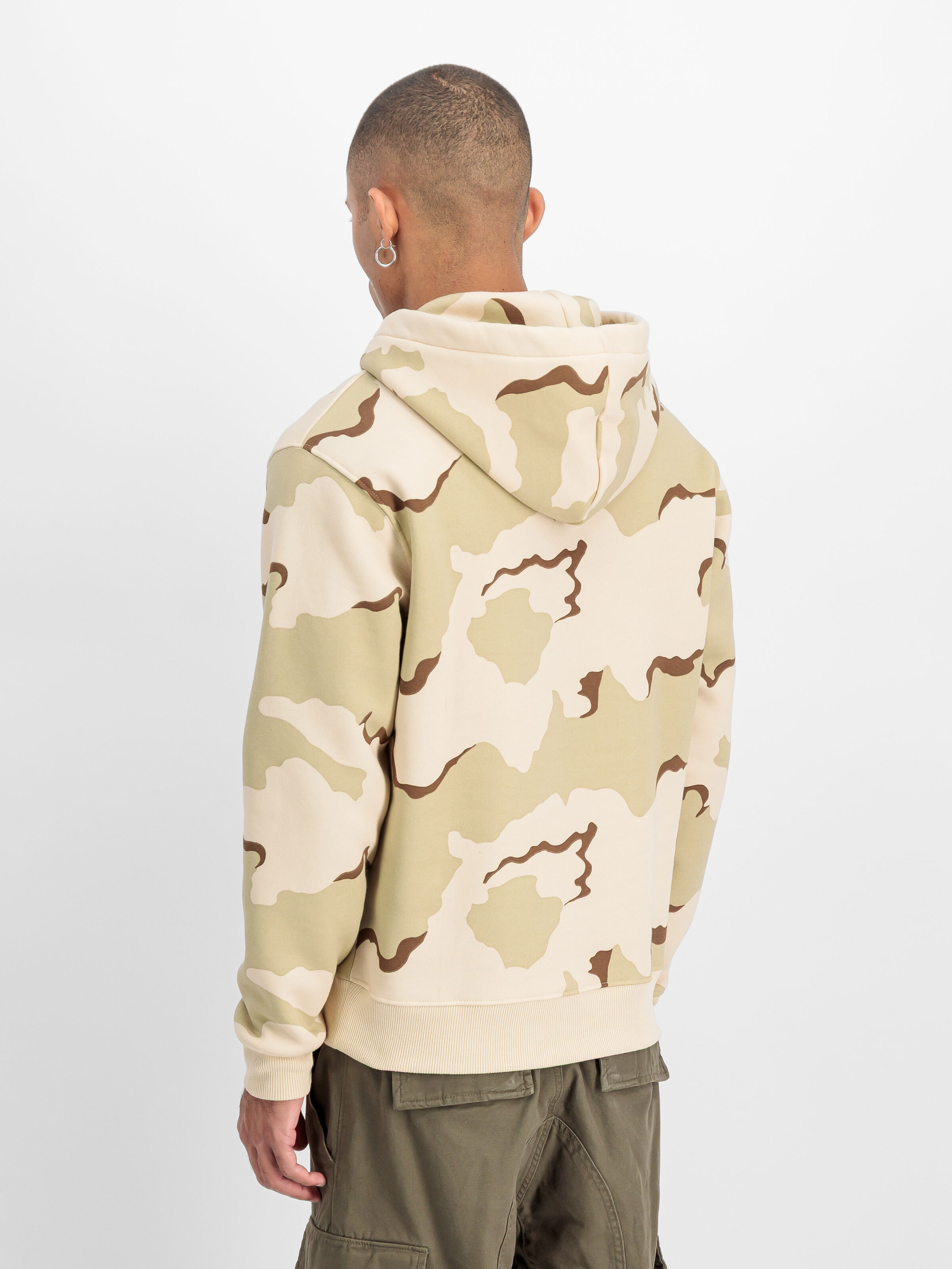 Basic Big Logo Camo Hoodie desert camo 91 178312C_99_2_model_00003_209700