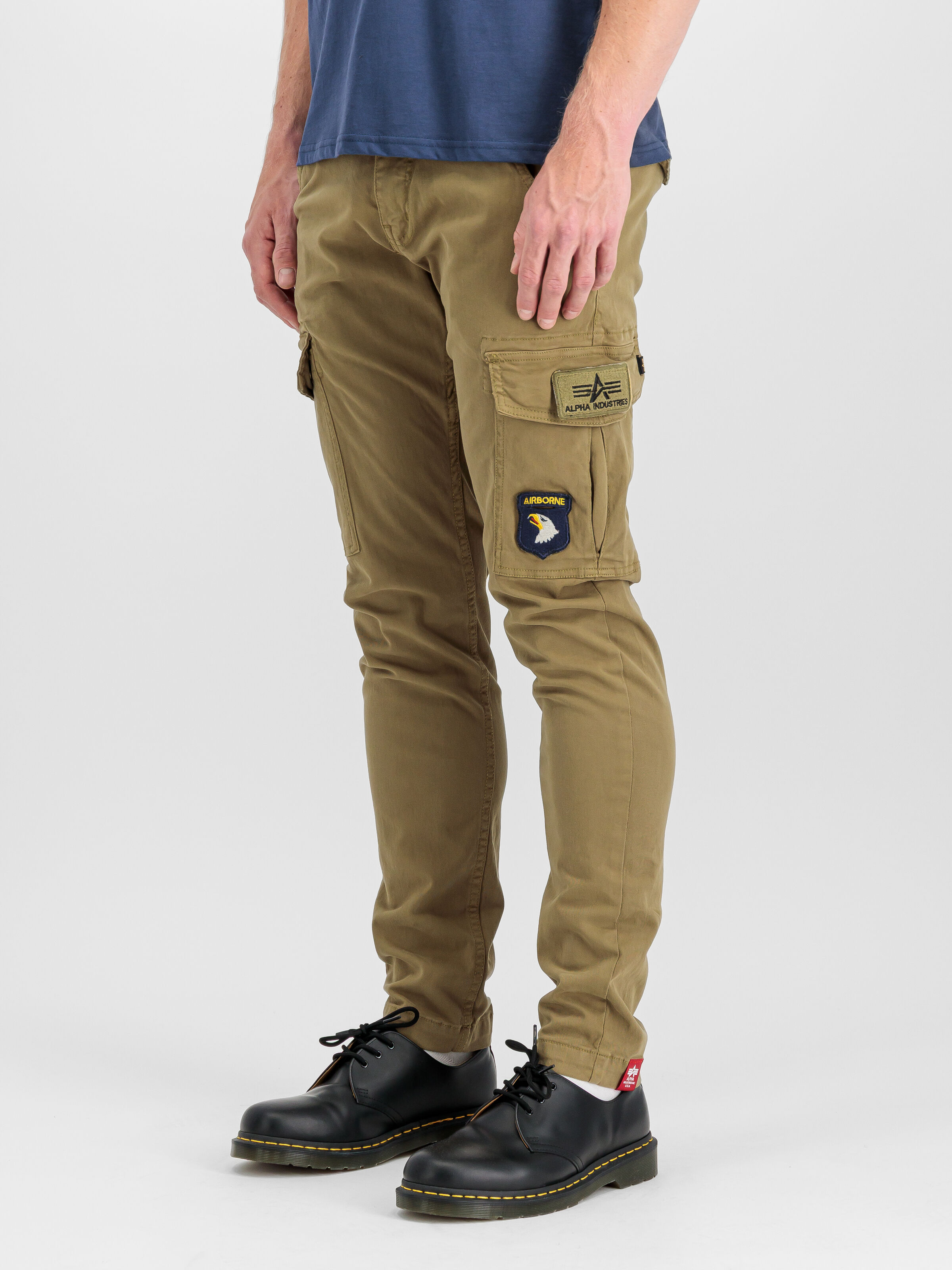 Petrol Patch Pant olive 178207_11_2_model_00002_191256.jpg