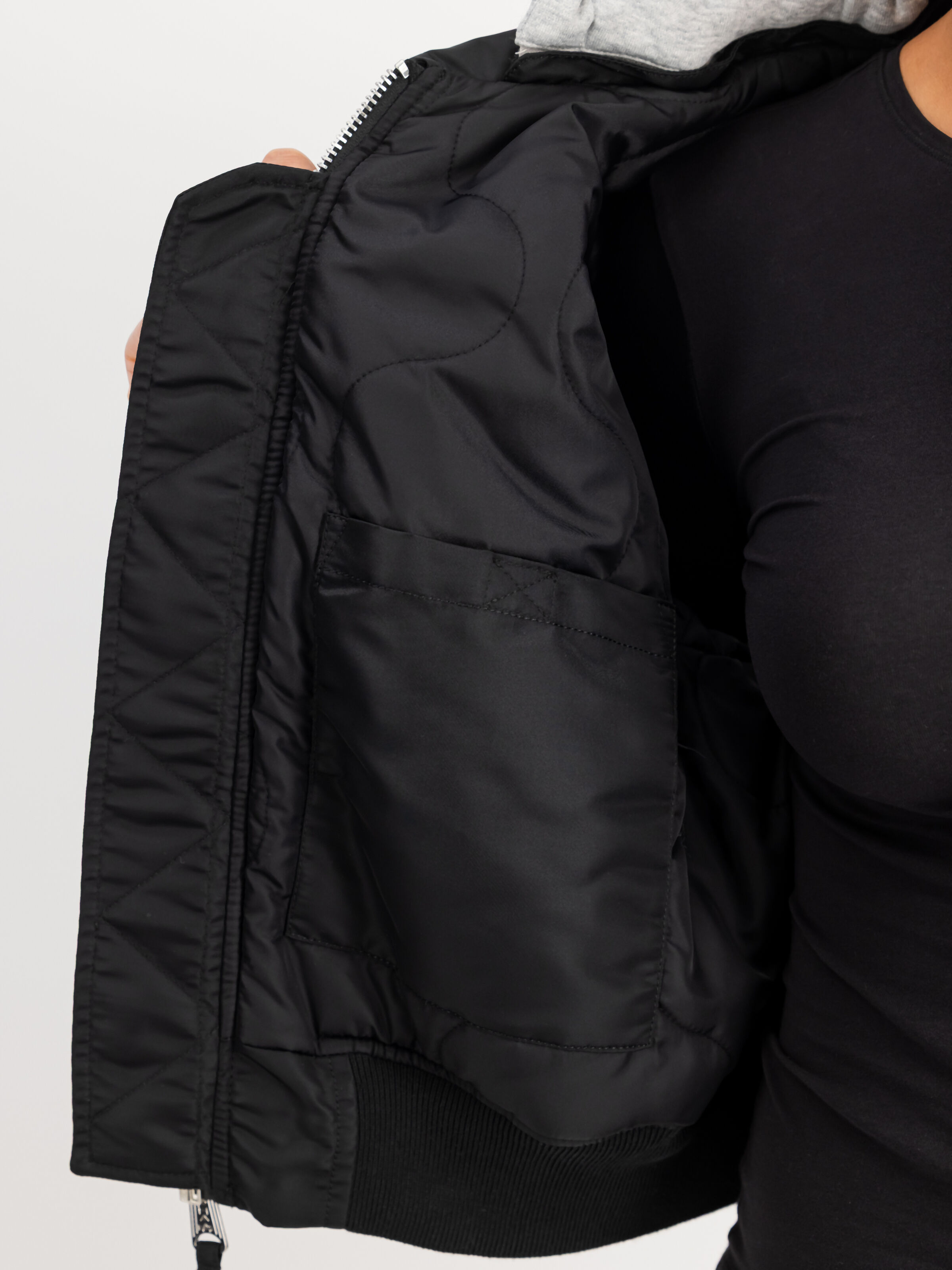 CWU-45/P Hooded Bomber Jacket Women black 268004_03_3_detail_00001_229993