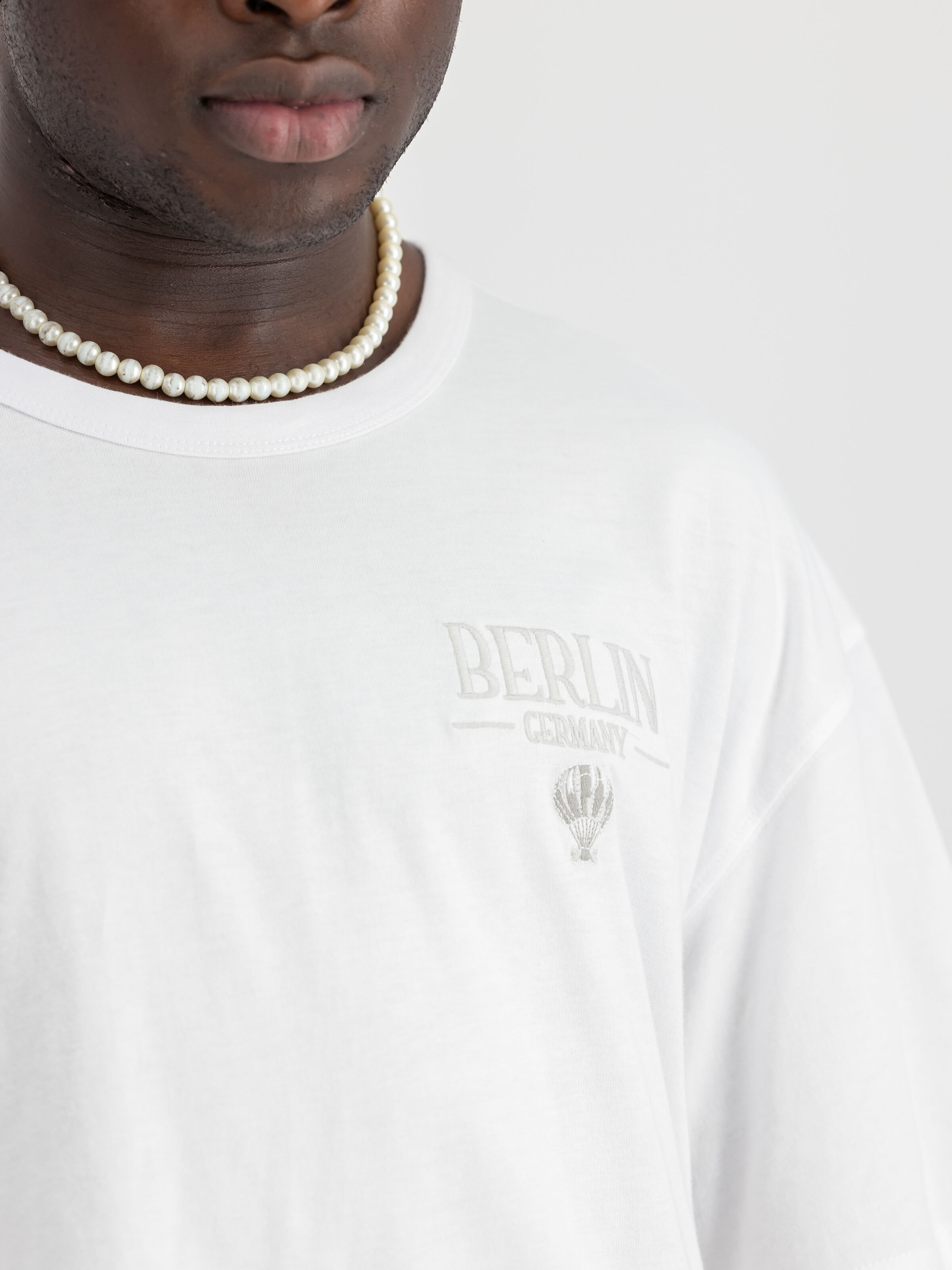 Berlin Candy Bomber Backprint T-Shirt white 148515_09_3_detail_00001_98212