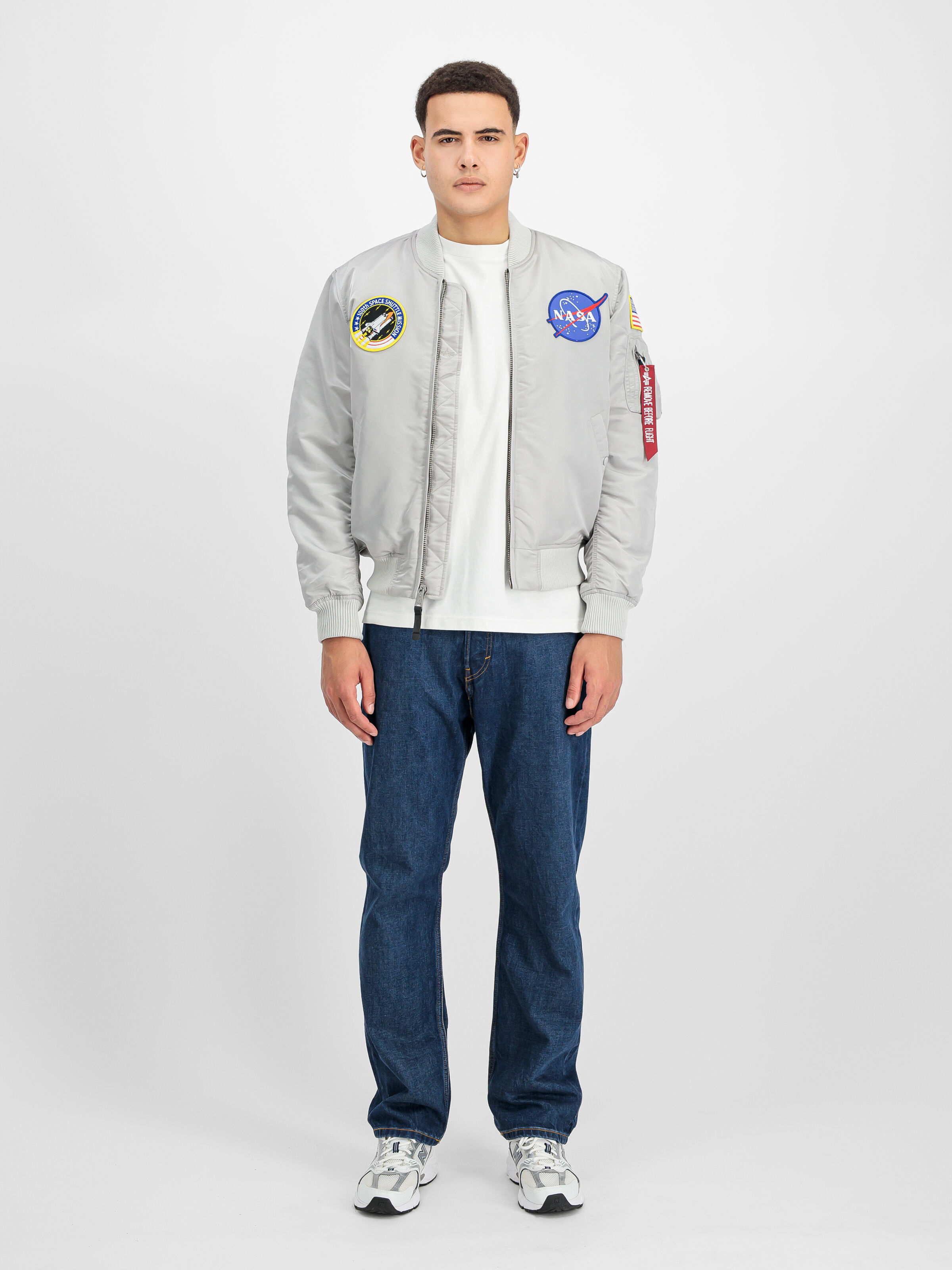 MA-1 VF NASA Bomber Jacket pastel grey 166107_666_2_model_00001_184863