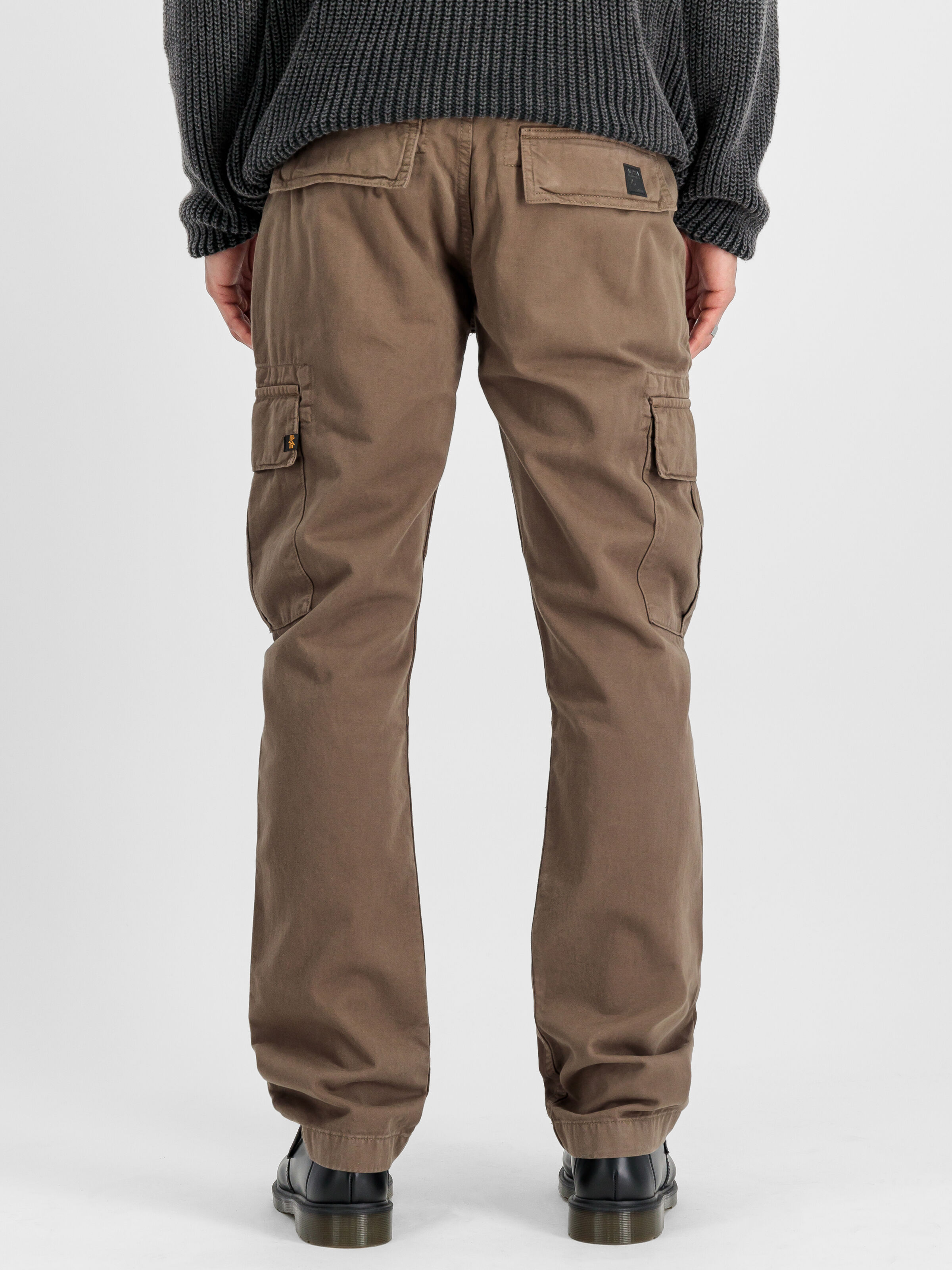Agent Pant taupe 158205_183_2_model_00005_218476