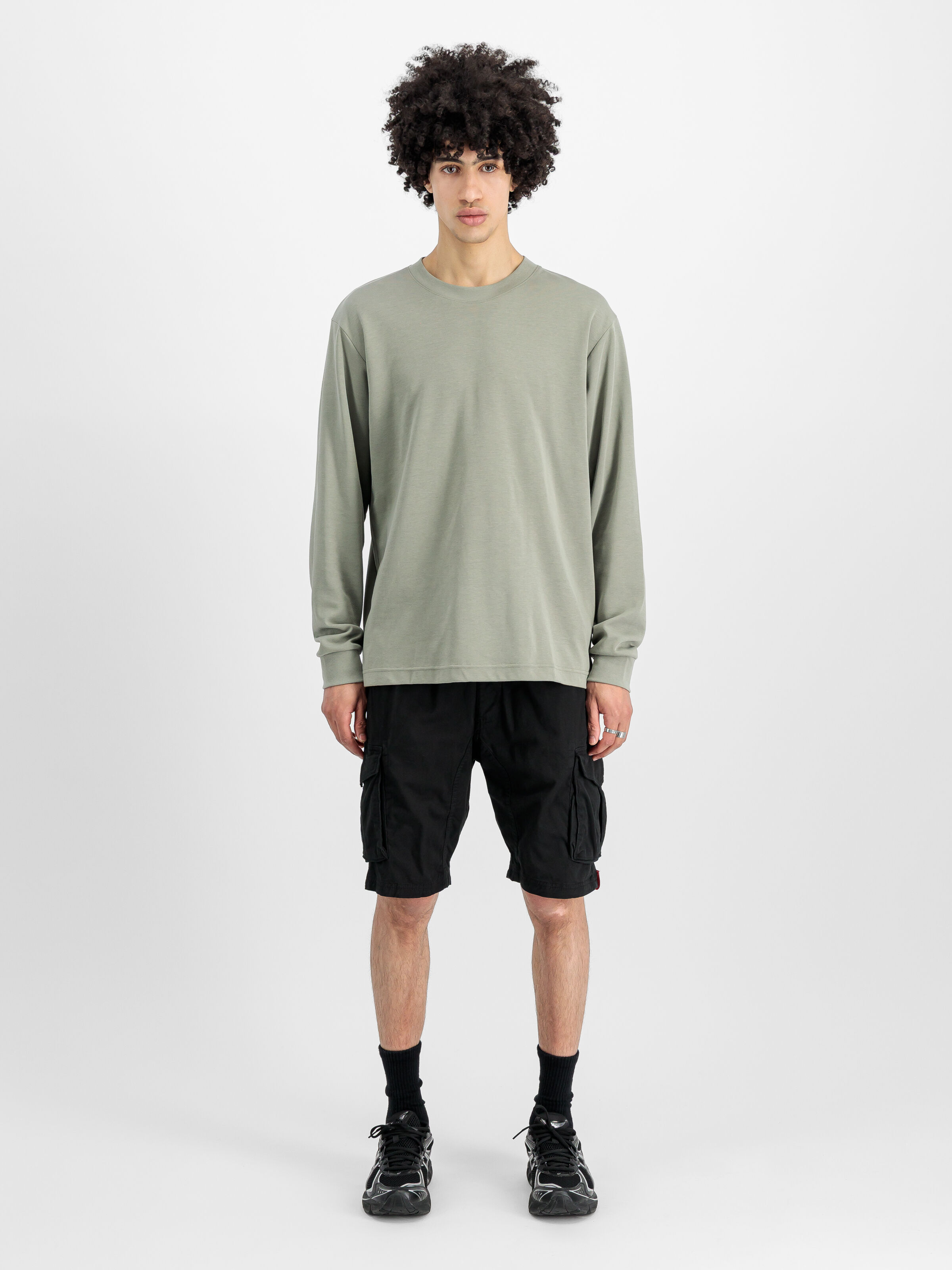 Cotton Twill Jogger Short black 106251_03_2_model_00001_157037