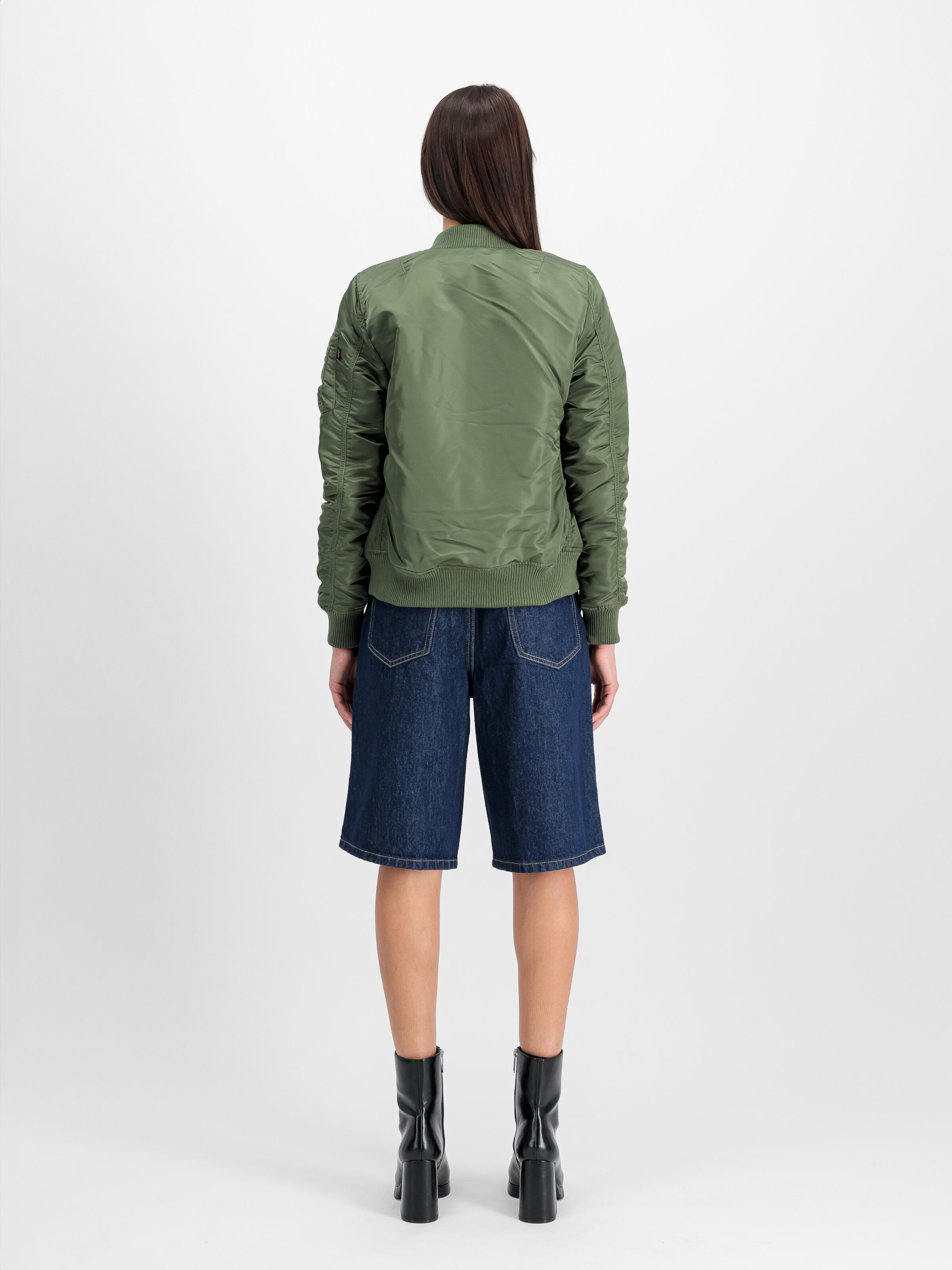 MA-1 VF 59 Bomber Jacket Women sage-green 133009_01_2_model_00002_119967